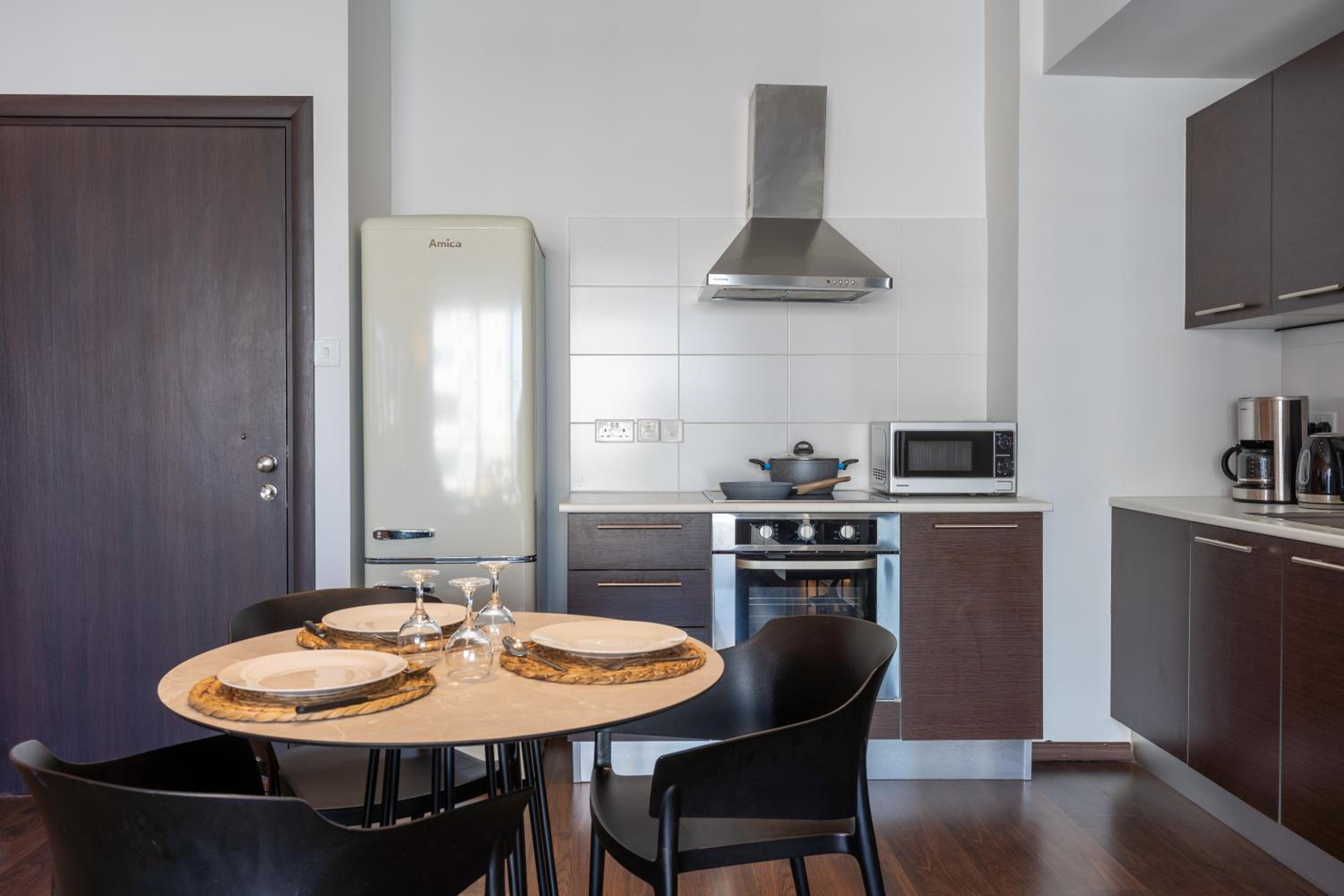 Harbor Apartments in Larnaca