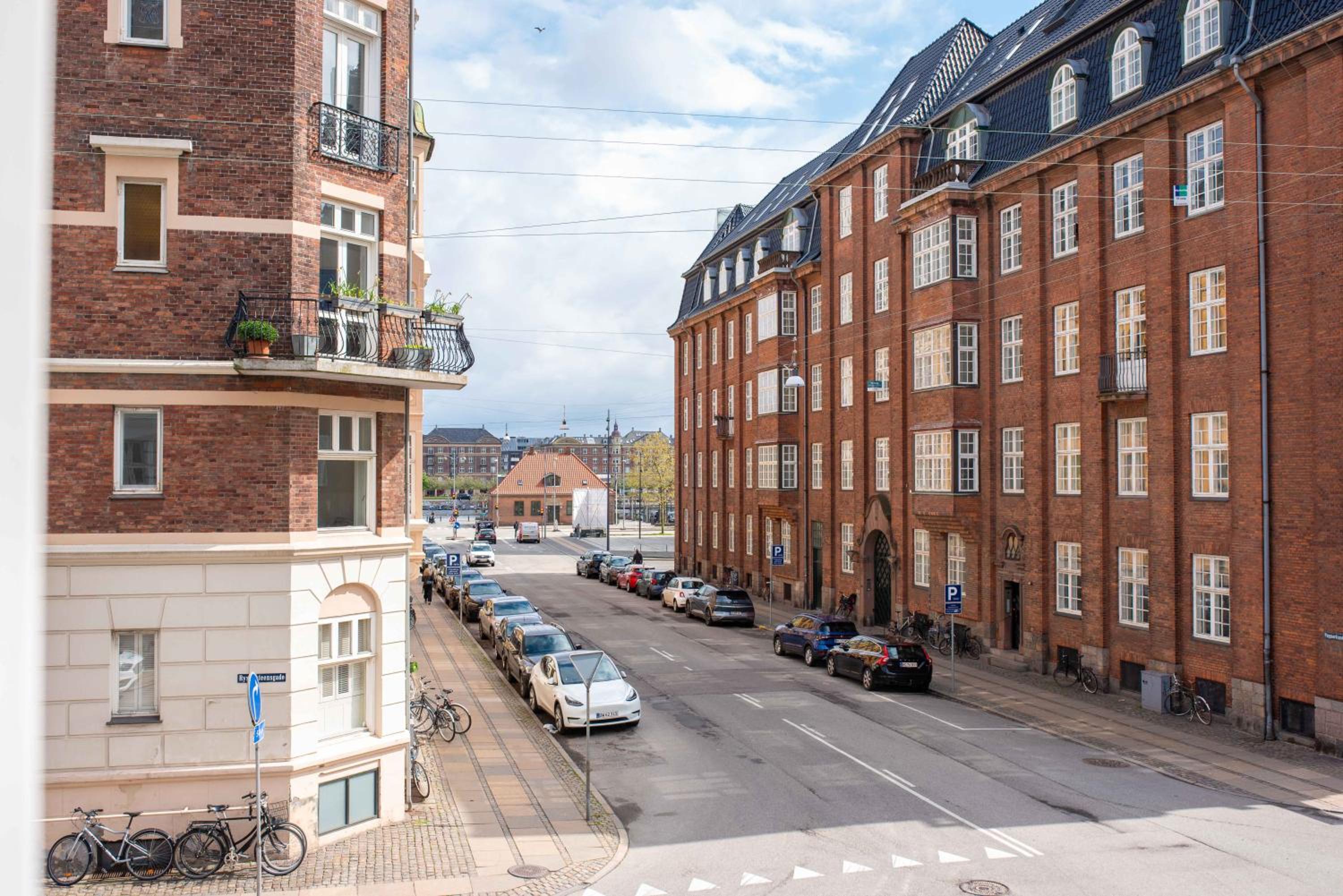Large Flats in Central Copenhagen by Tivoli Gardens