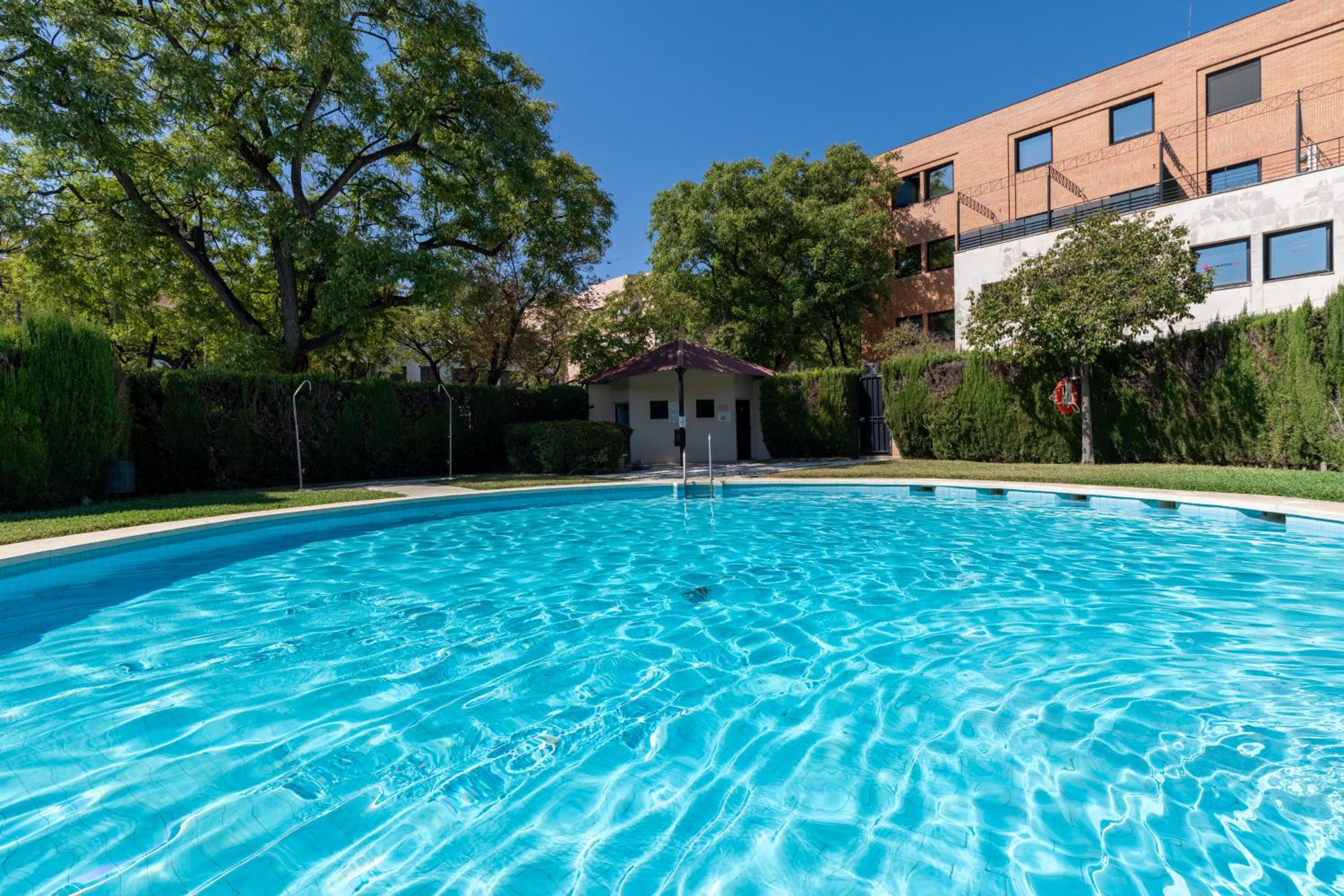 APARTAMENTOS FIBES GARDEN SEVILLA