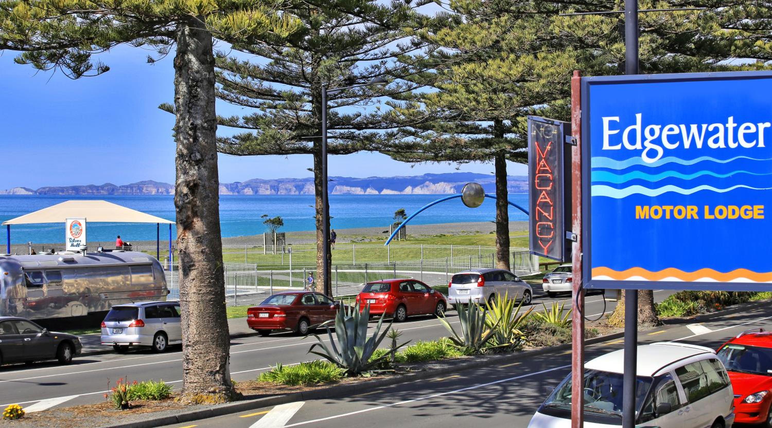 Hotel Edgewater Motor Lodge - Image 1