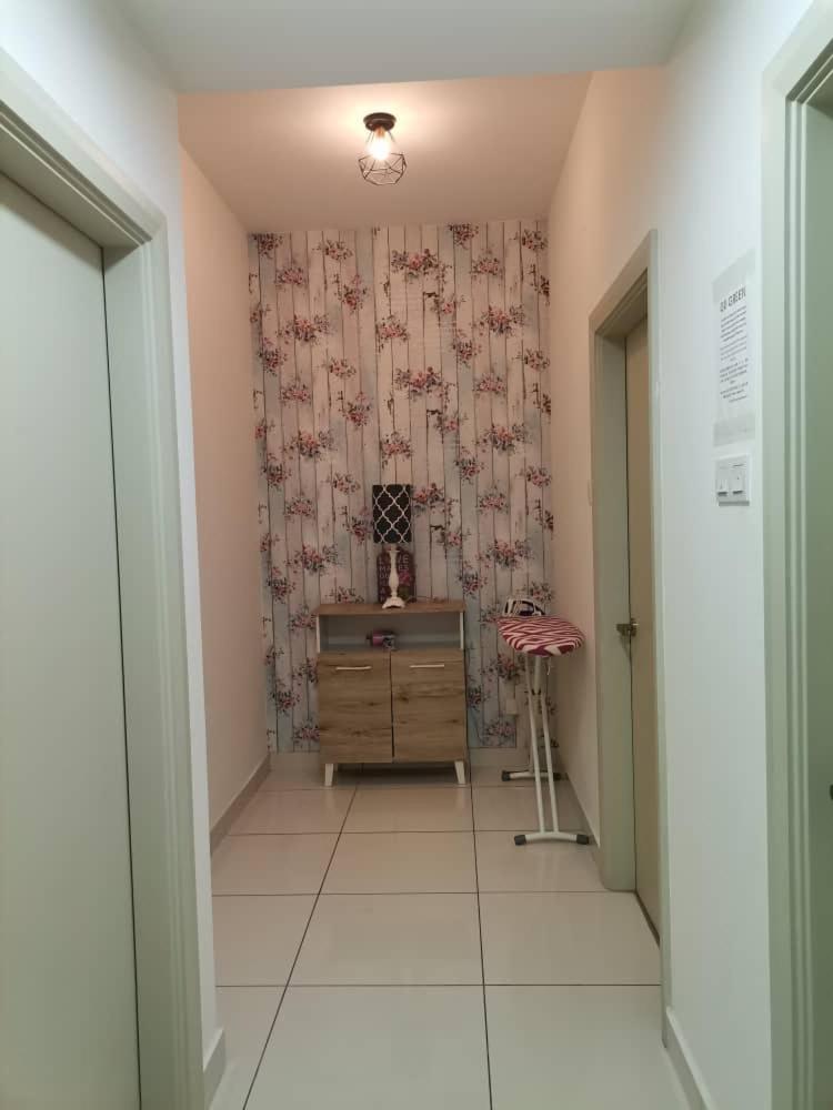 City View Southkey 2BR 2FREE 18F By Natol