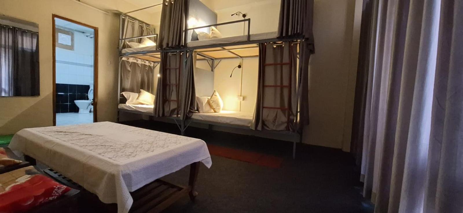 Bollywood Hostel and Café