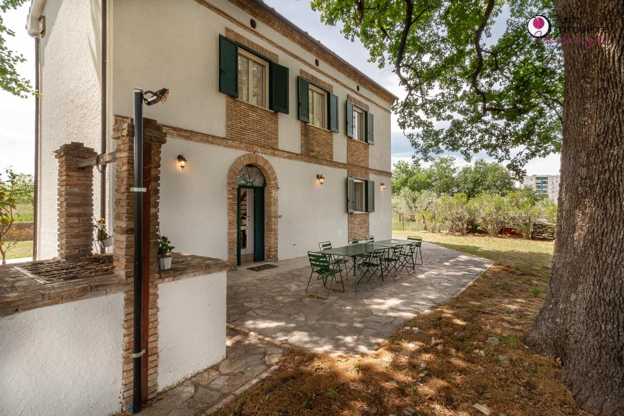Sotto La Quercia - WelcHome view 2