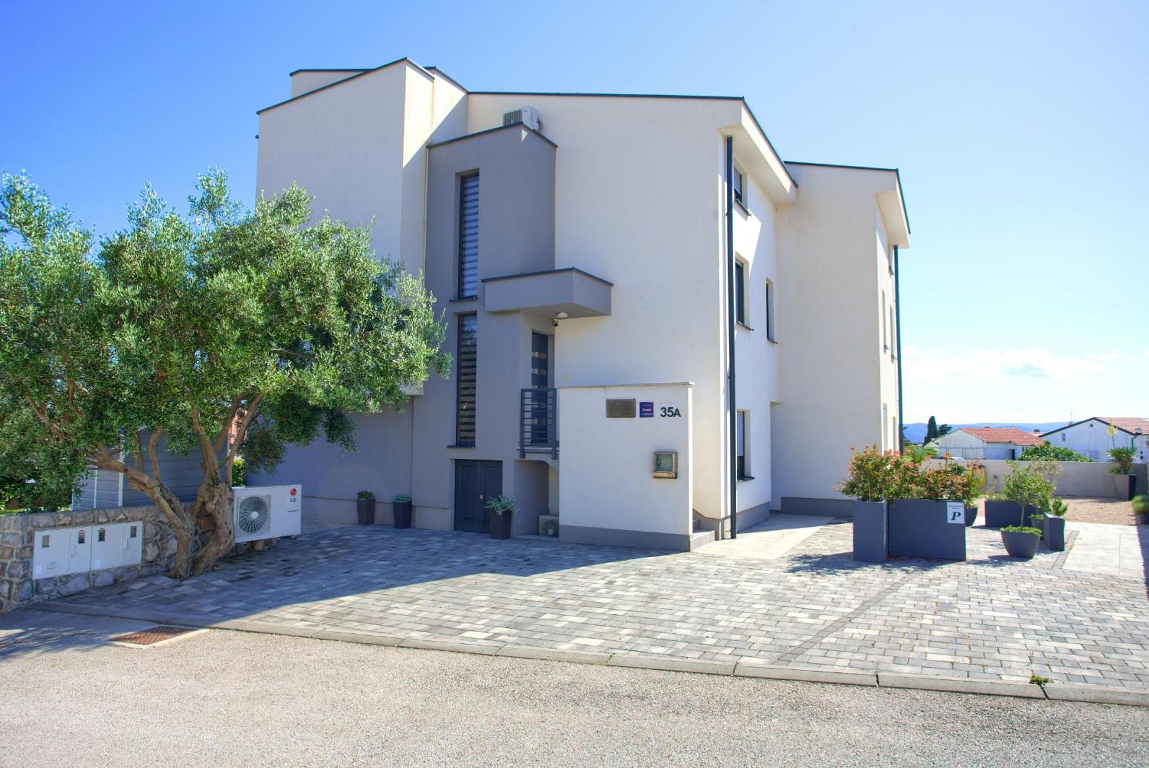 Apartment SARA