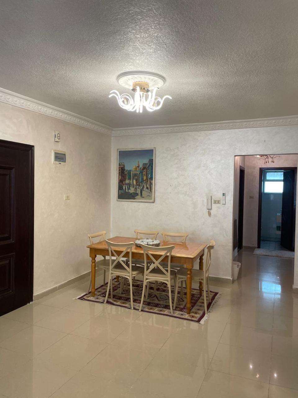 Luxury Family Apartment With Balcony view 4