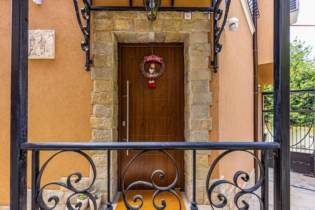 Old Town Melina House
