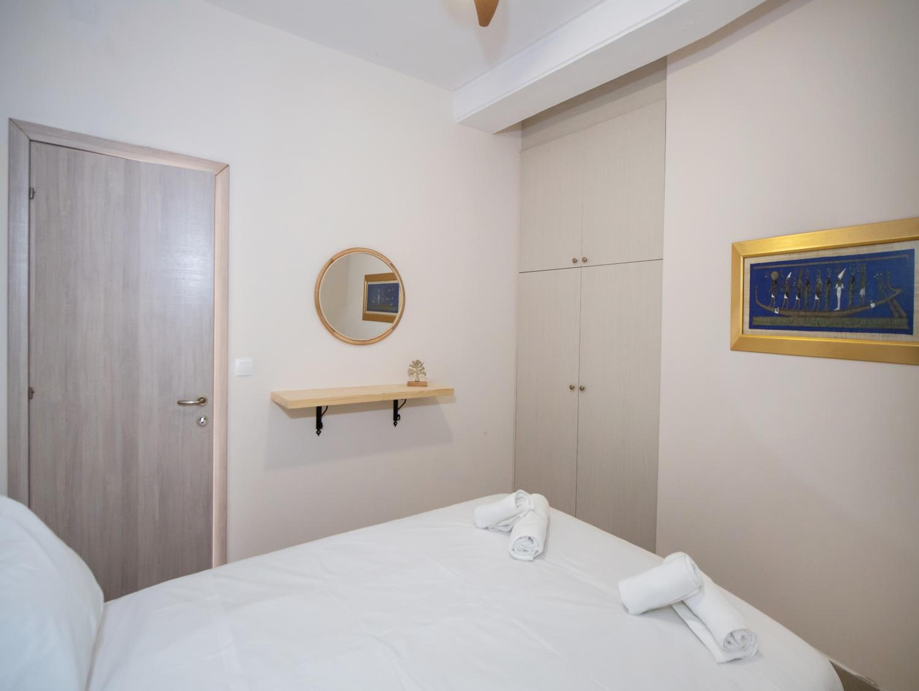 AV Suites - Vivian view 3