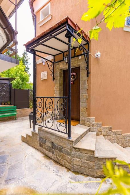 Old Town Melina House