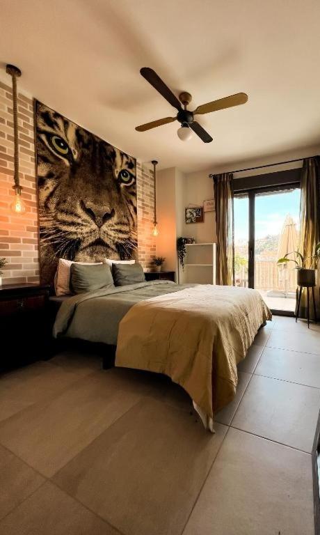 Hotel LOVPLAYA Almuñecar Beach Apartment - Image 1