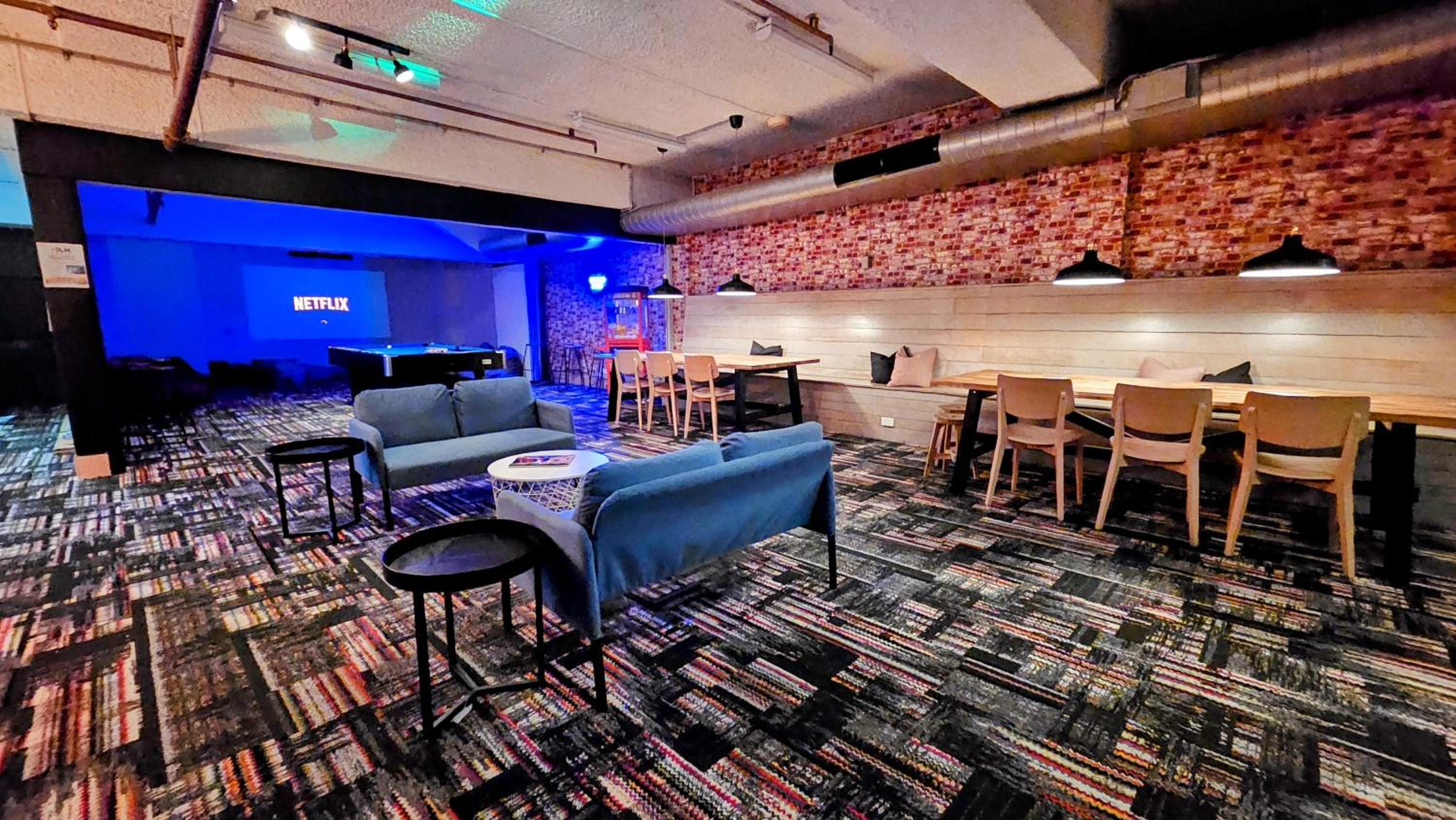lounge
