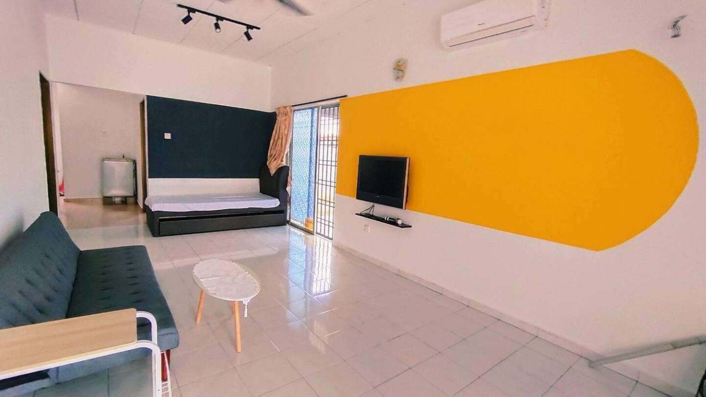 Area Indahpura or Taman Bersatu Kulai 3-4BR near AEON Airport JPO view 4