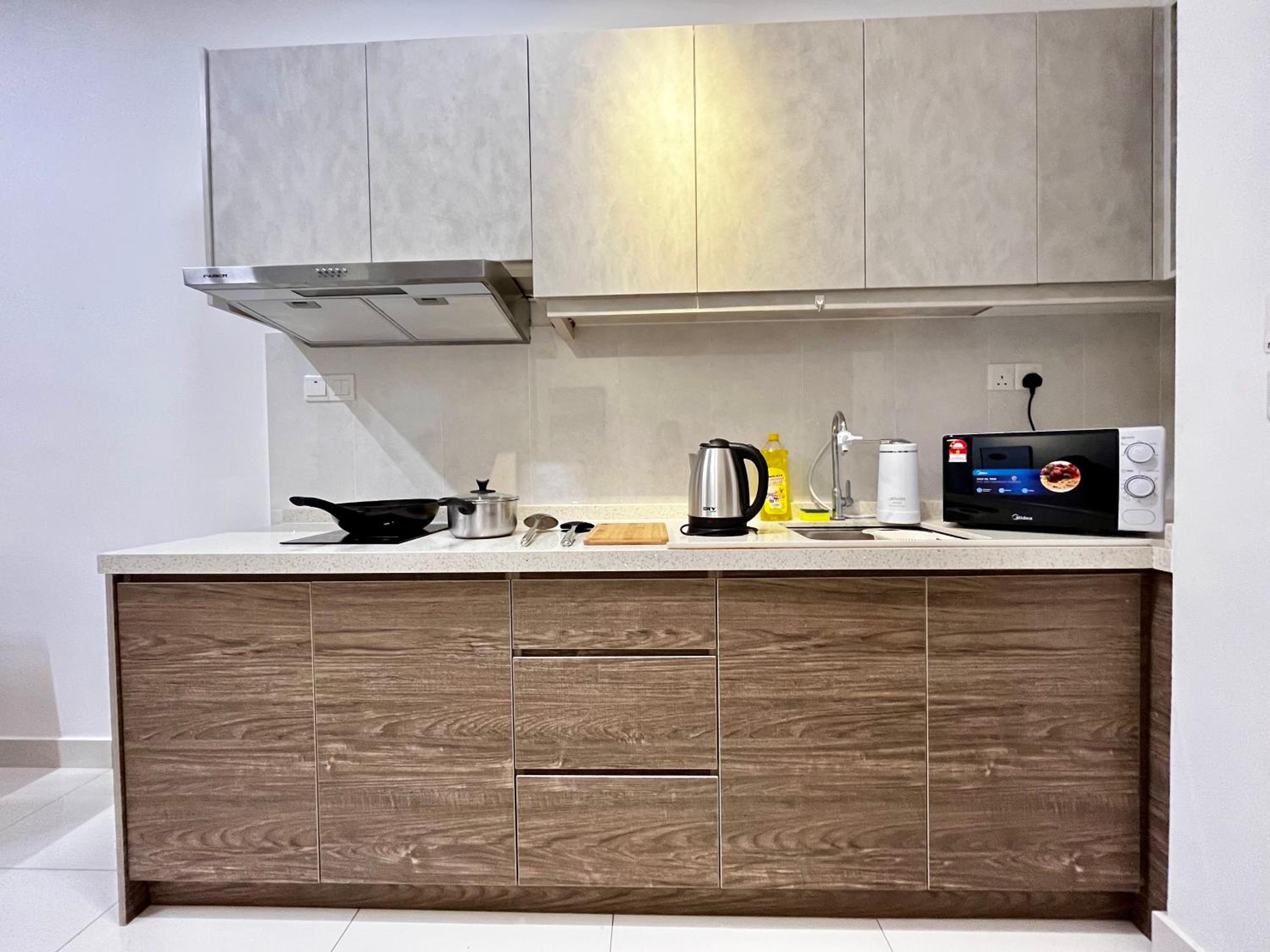 Vibrant Greenfield Residence Home - 5 mins to Sunway Pyramid photo 7