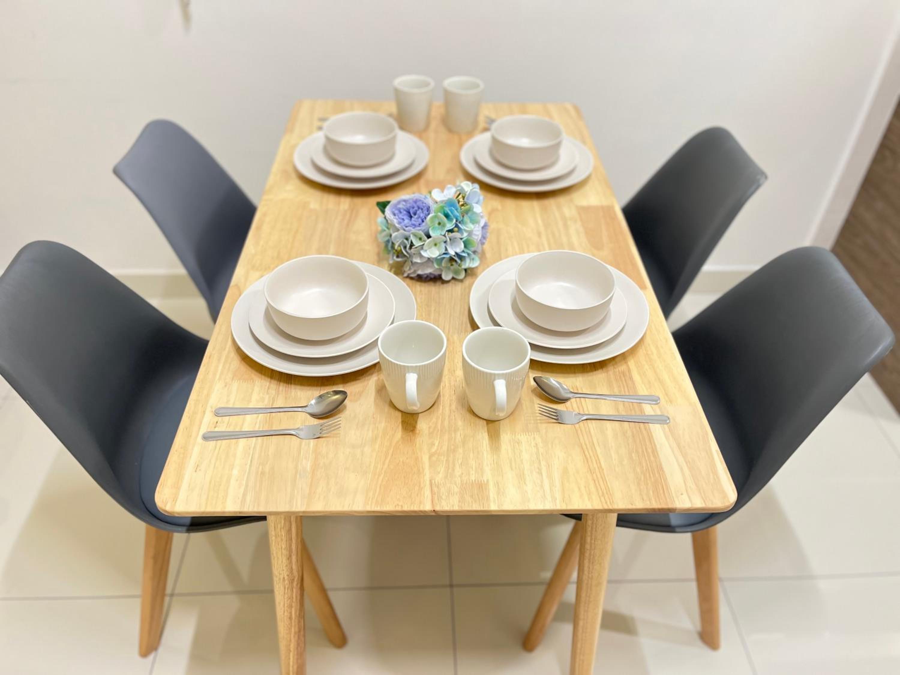 Vibrant Greenfield Residence Home - 5 mins to Sunway Pyramid photo 8