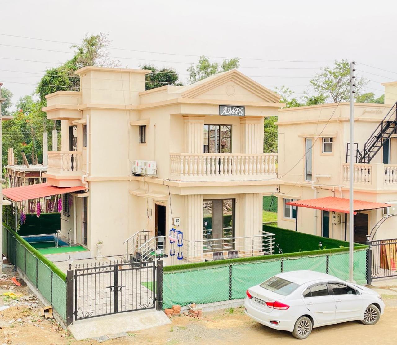 AMPS Villa