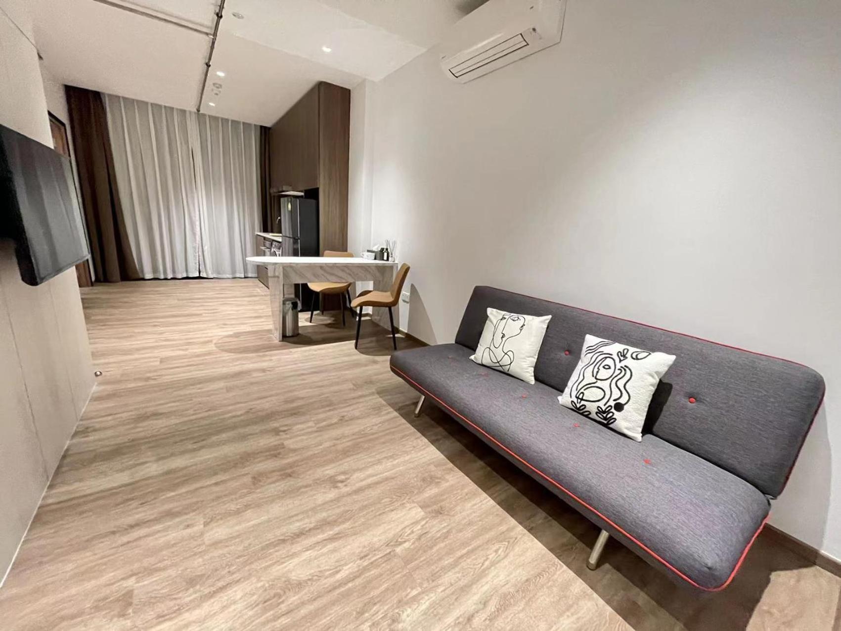 KK Home - Bugis Service Apartment Suite