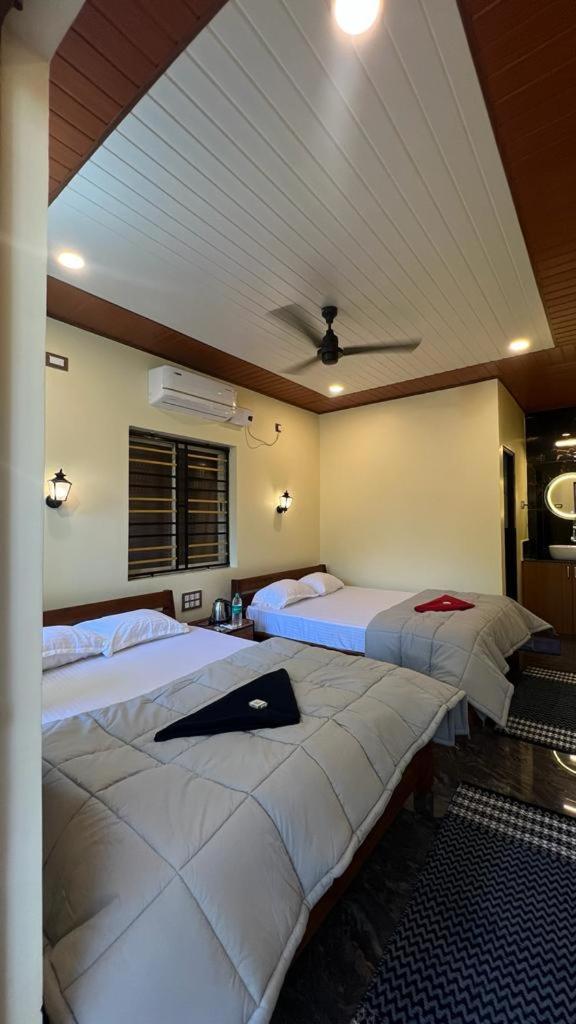 Tropical cottage