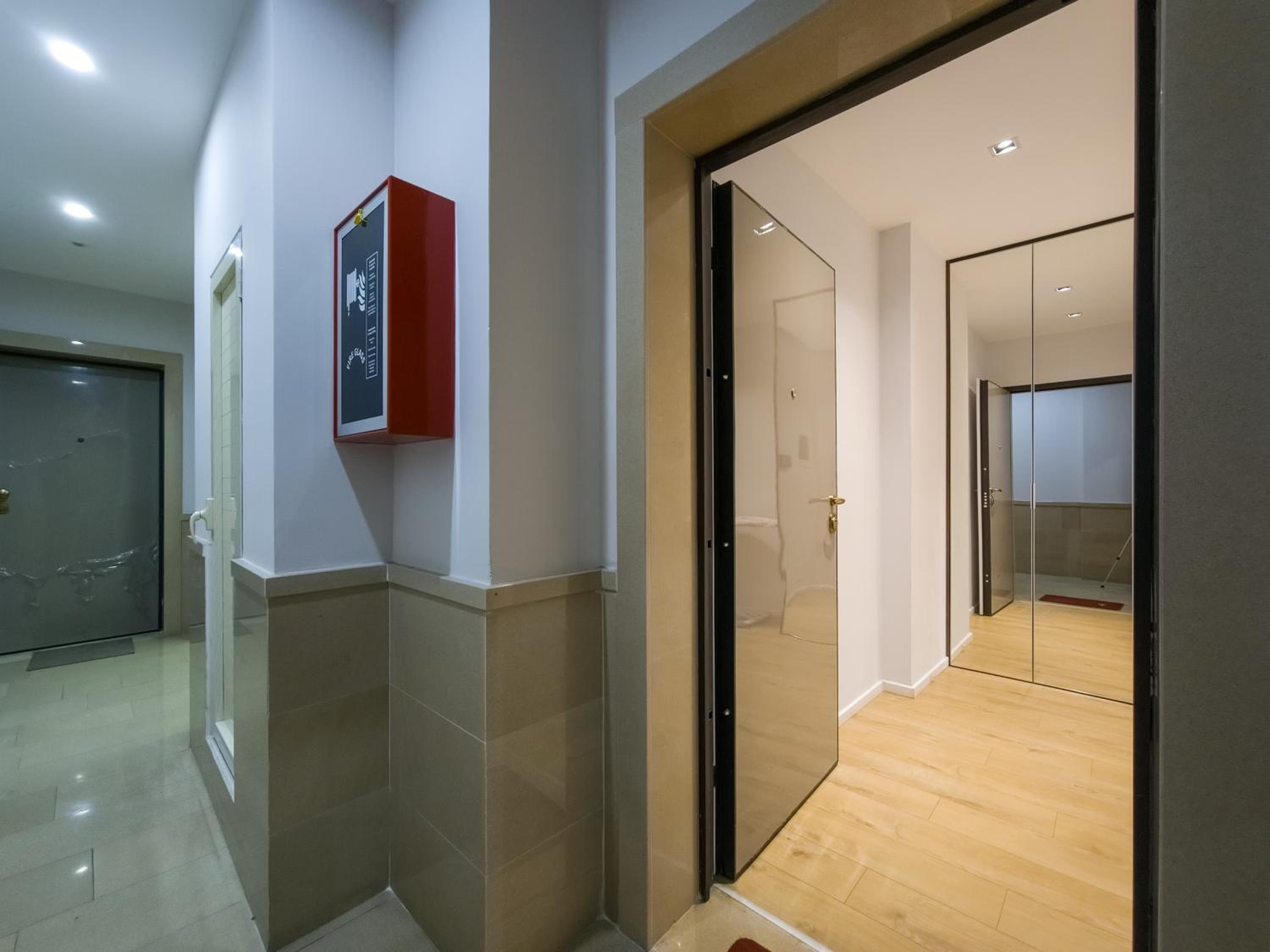 PIN Apartments - 3 Min to Skanderbeg - Free Parking