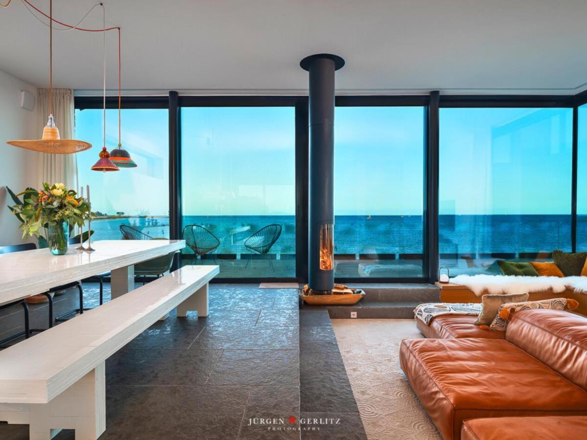 Designer Strandvilla Auf der Ostsee - mit freiem Meerblick und Dachterrasse