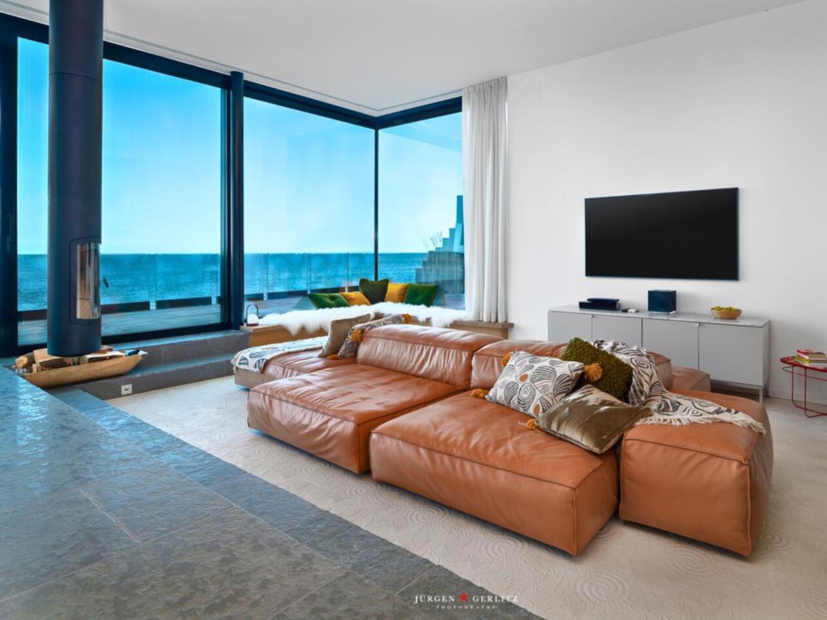 Designer Strandvilla Auf der Ostsee - mit freiem Meerblick und Dachterrasse