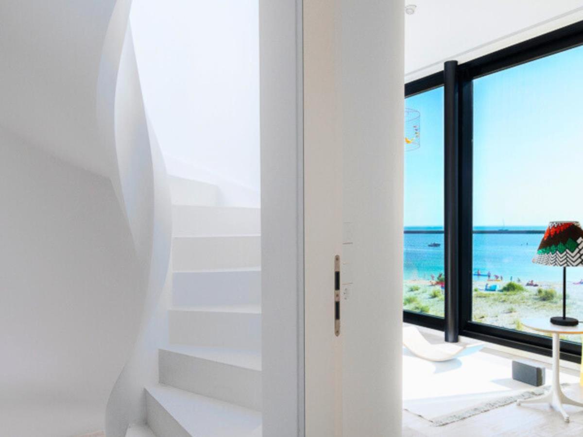 Designer Strandvilla Auf der Ostsee - mit freiem Meerblick und Dachterrasse