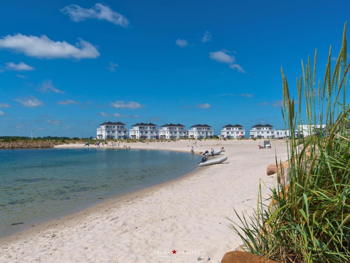 Designer Strandvilla Auf der Ostsee - mit freiem Meerblick und Dachterrasse