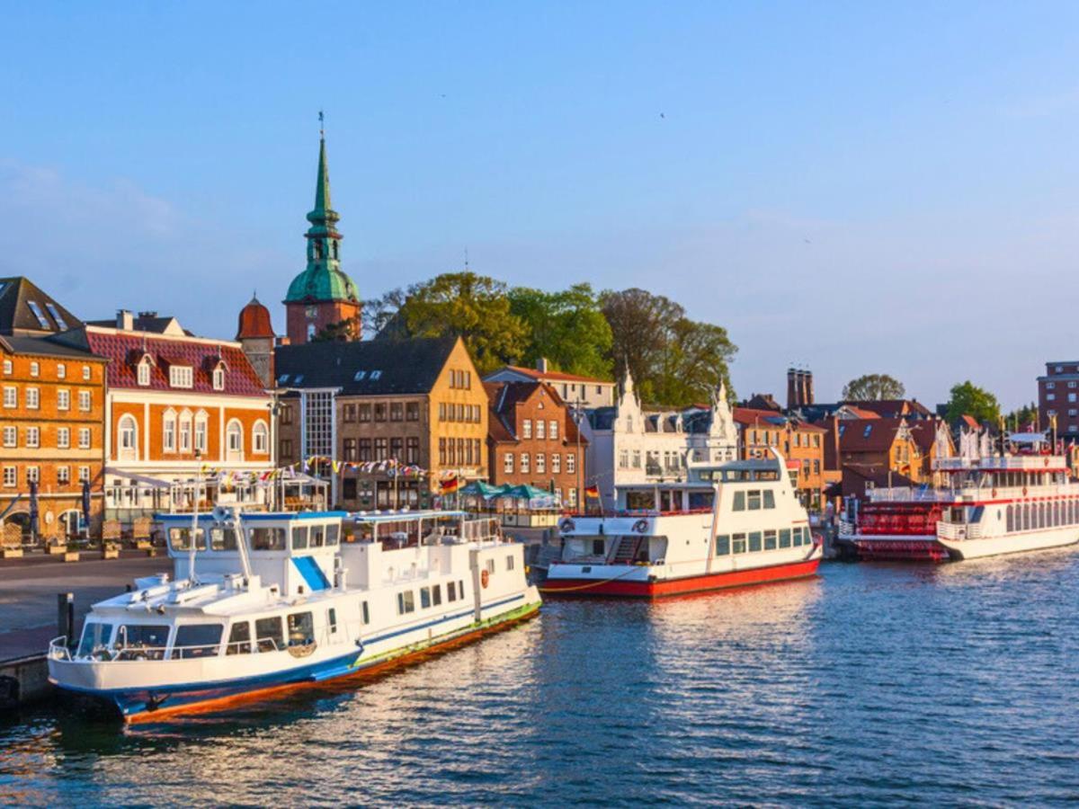 Designer Strandvilla Auf der Ostsee - mit freiem Meerblick und Dachterrasse