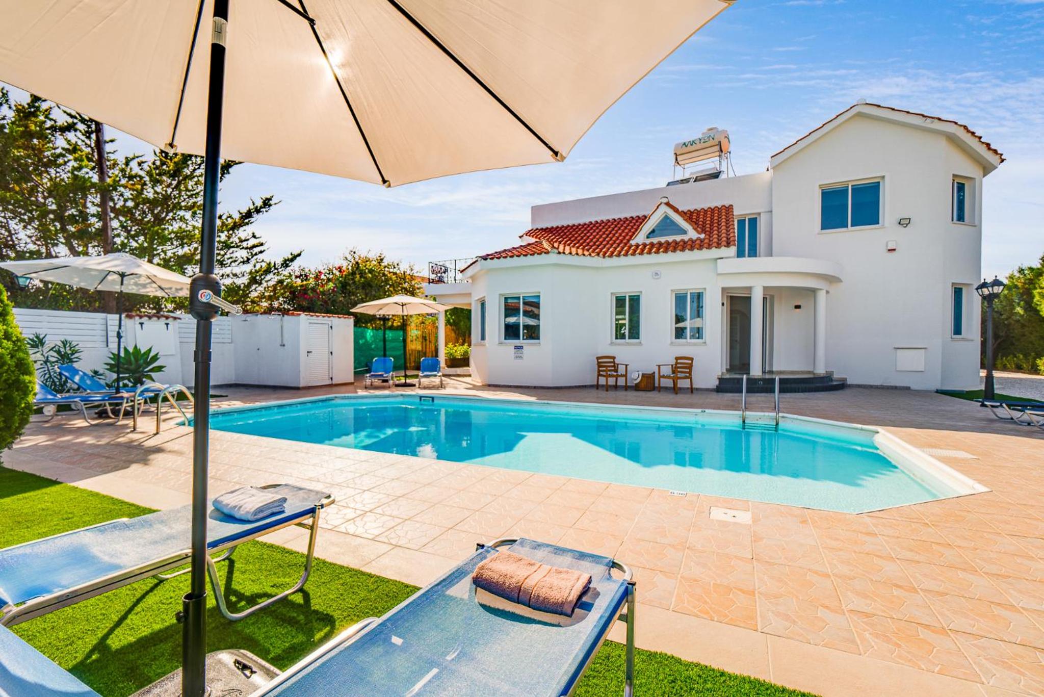 Villa Di Mare by Ezoria Villas