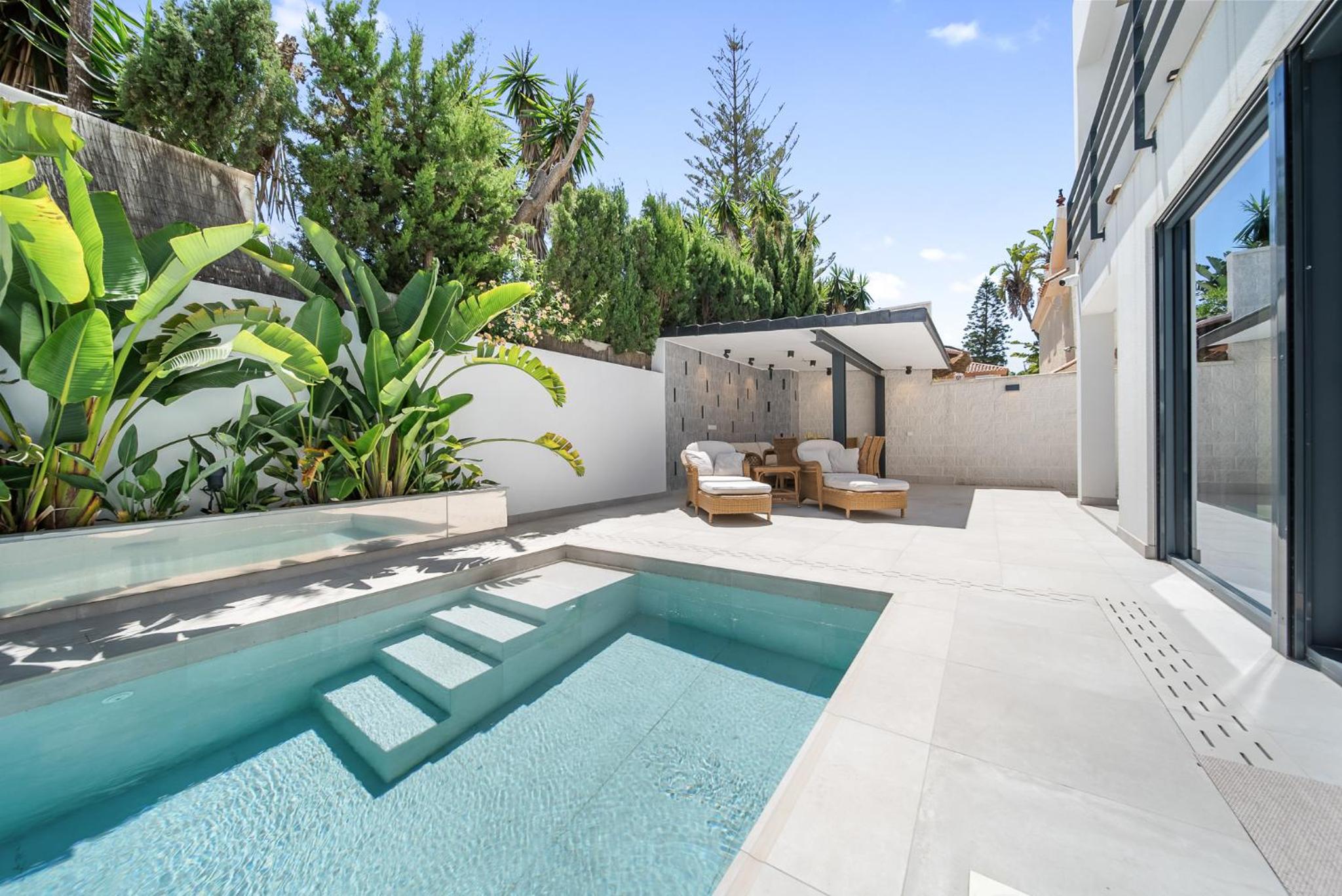 Villa Rio Verde beachfront photo 3