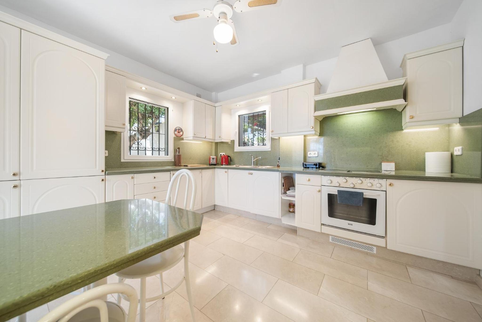 Wonderful family villa with sea view, El Rosario view 3