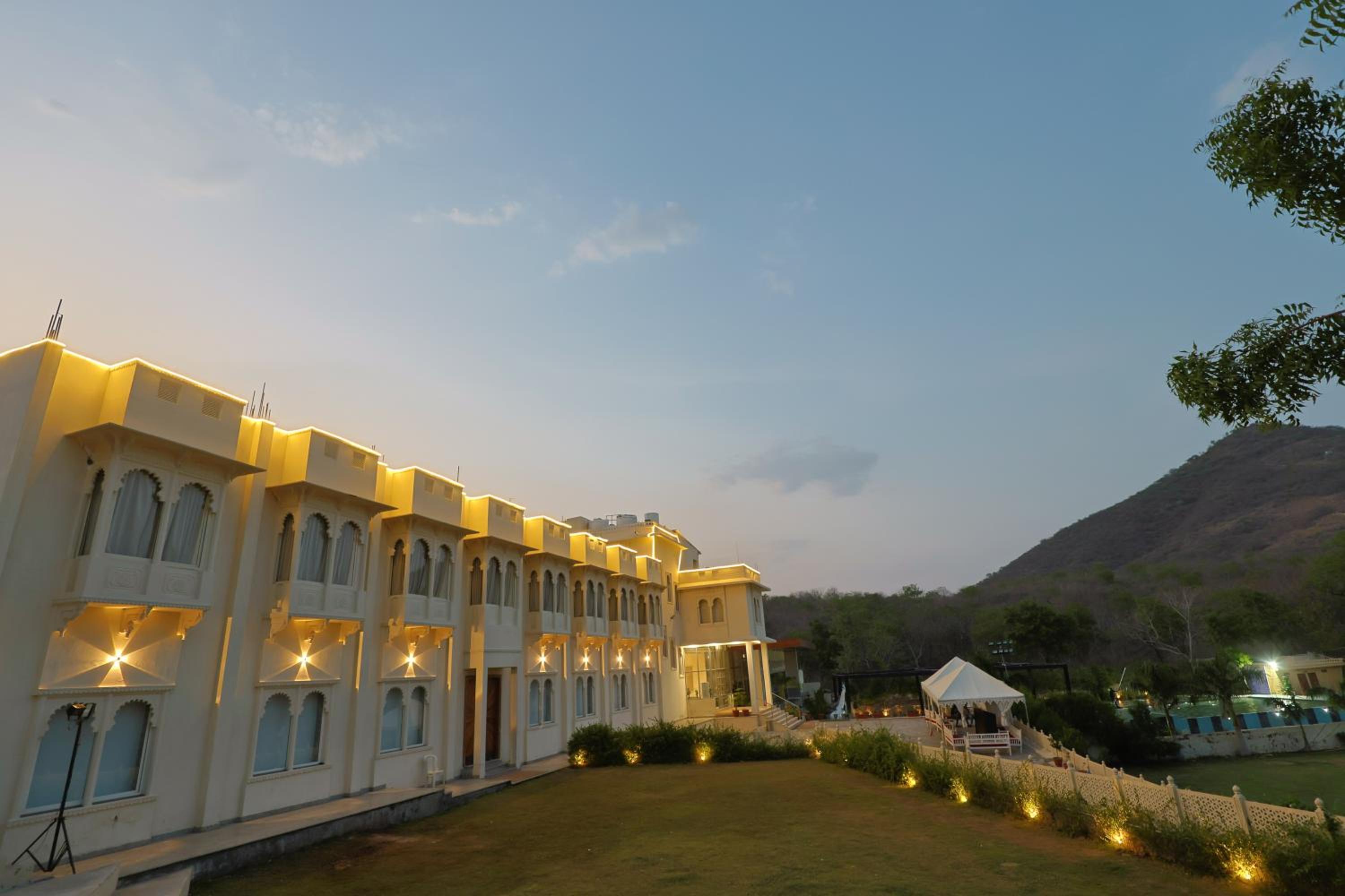 Rasm Resort (with Swimming Pool) view 5