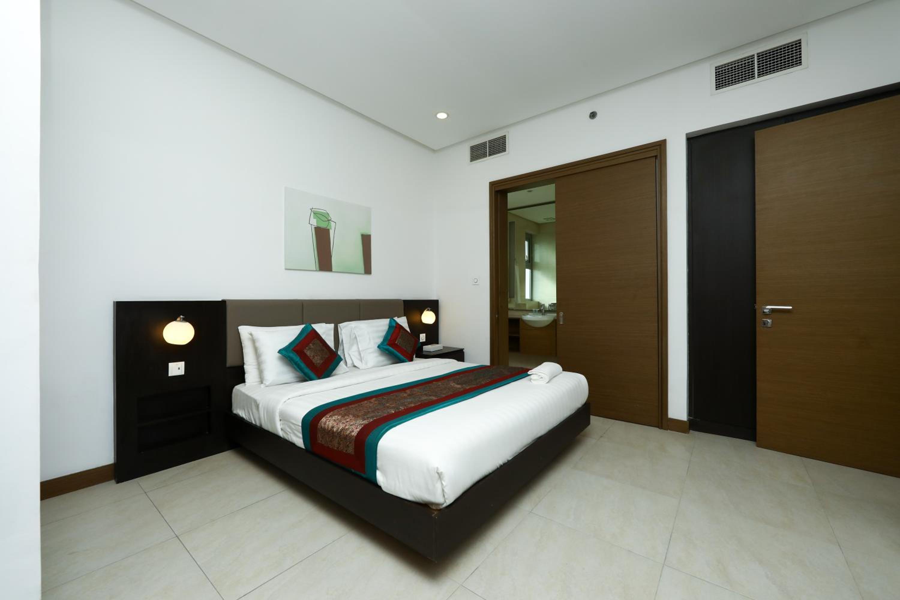 Landway Suite