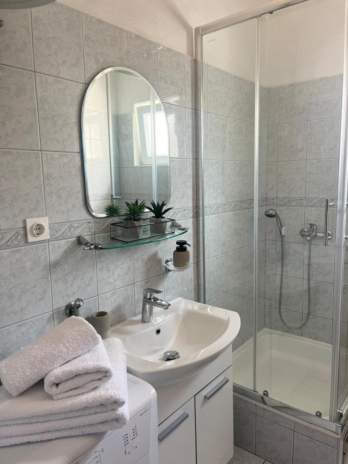 Apartments Curnić view 3