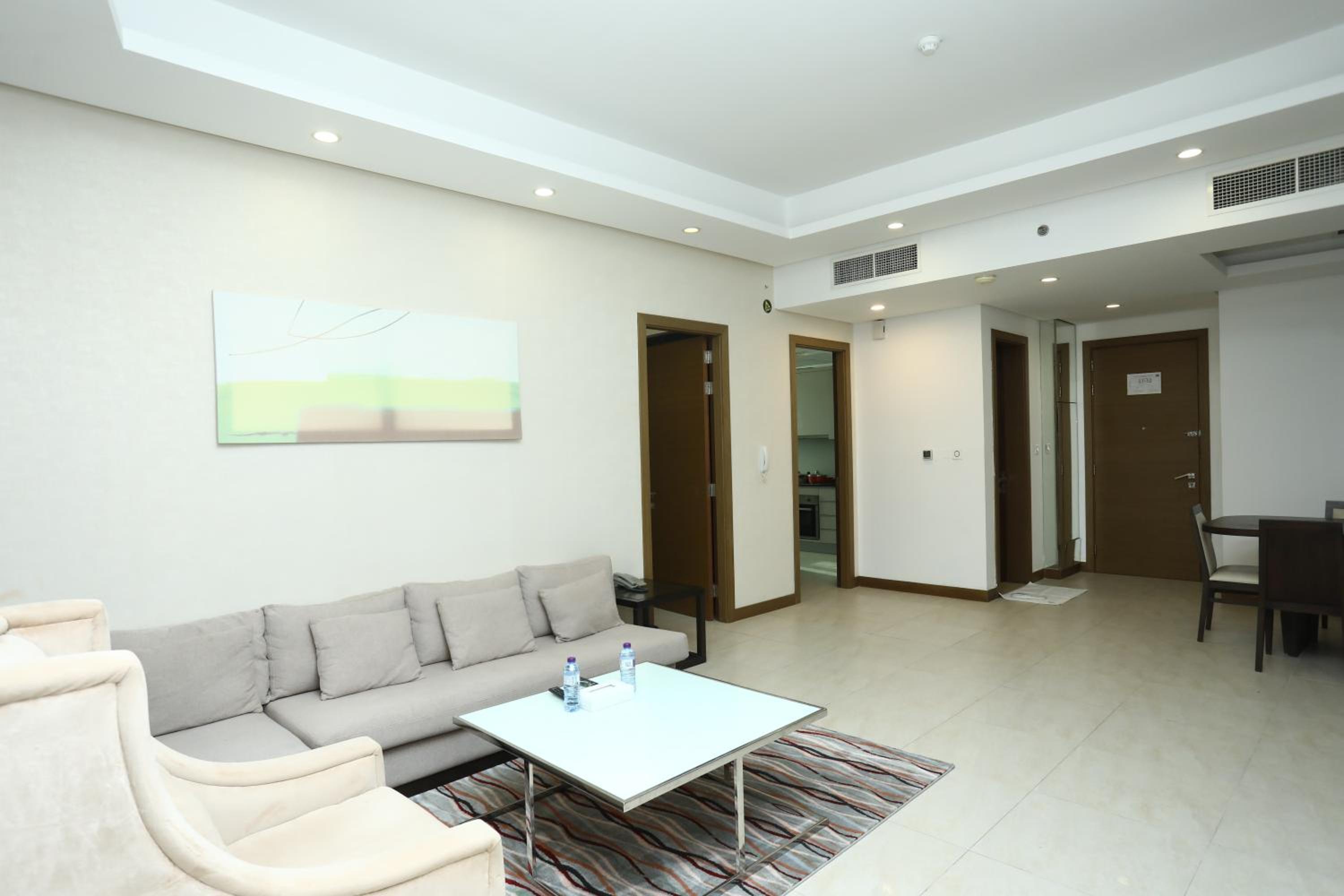 Landway Suite