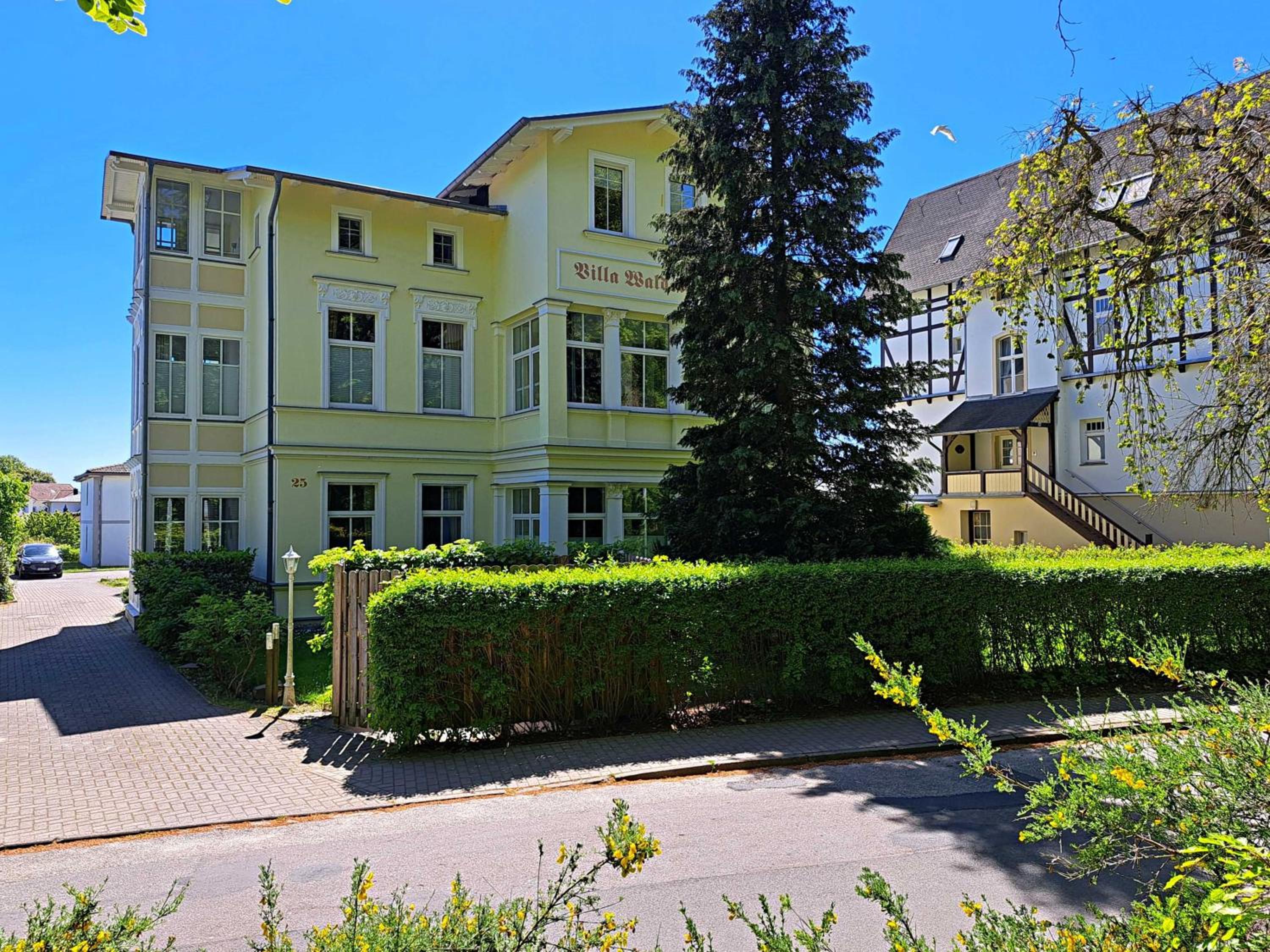 Villa Waldstraße Wohnung 05 view 2