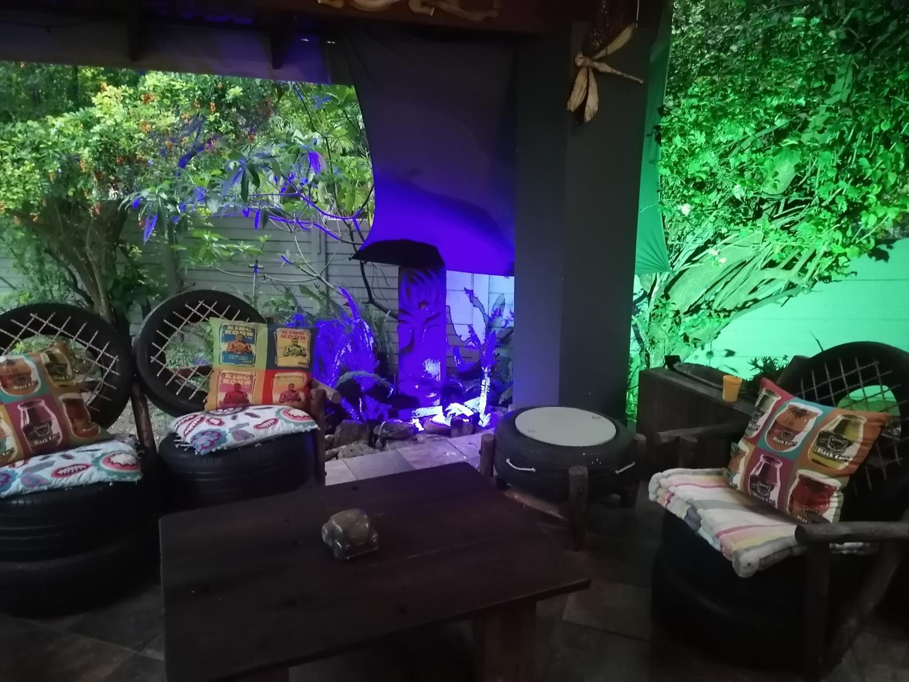 lounge