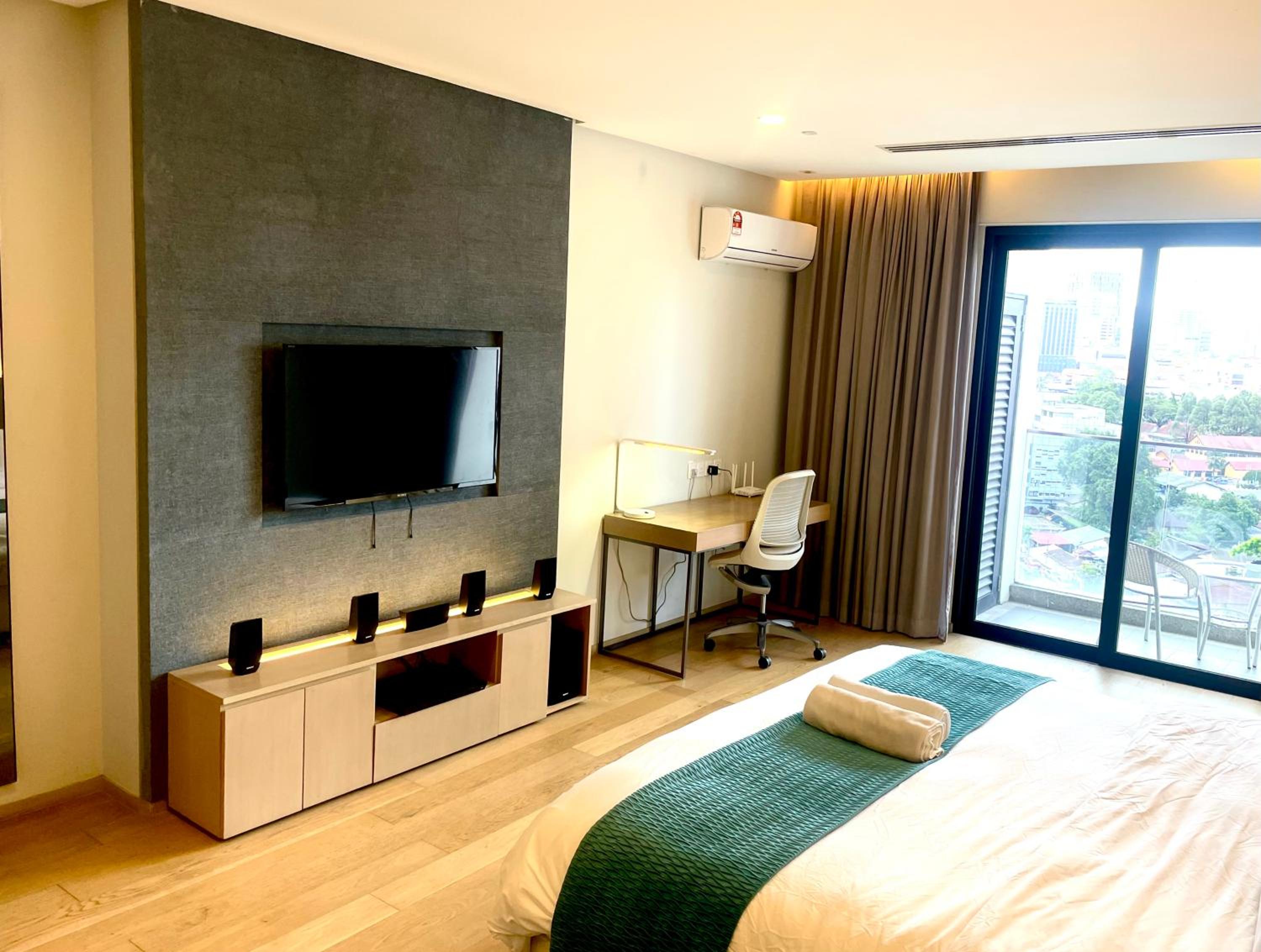 Sfera Residence KLCC by VastHaven
