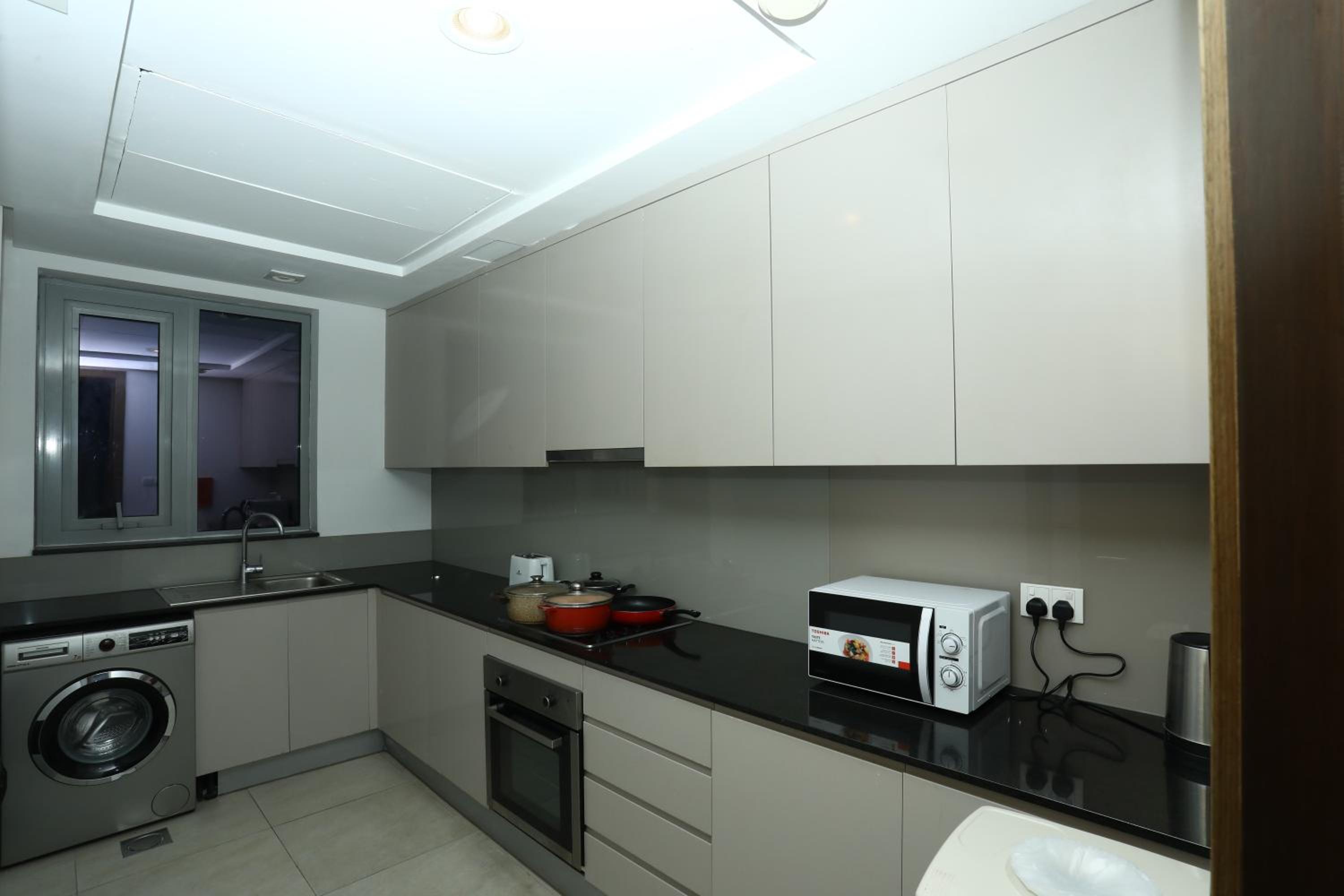 Landway Suite