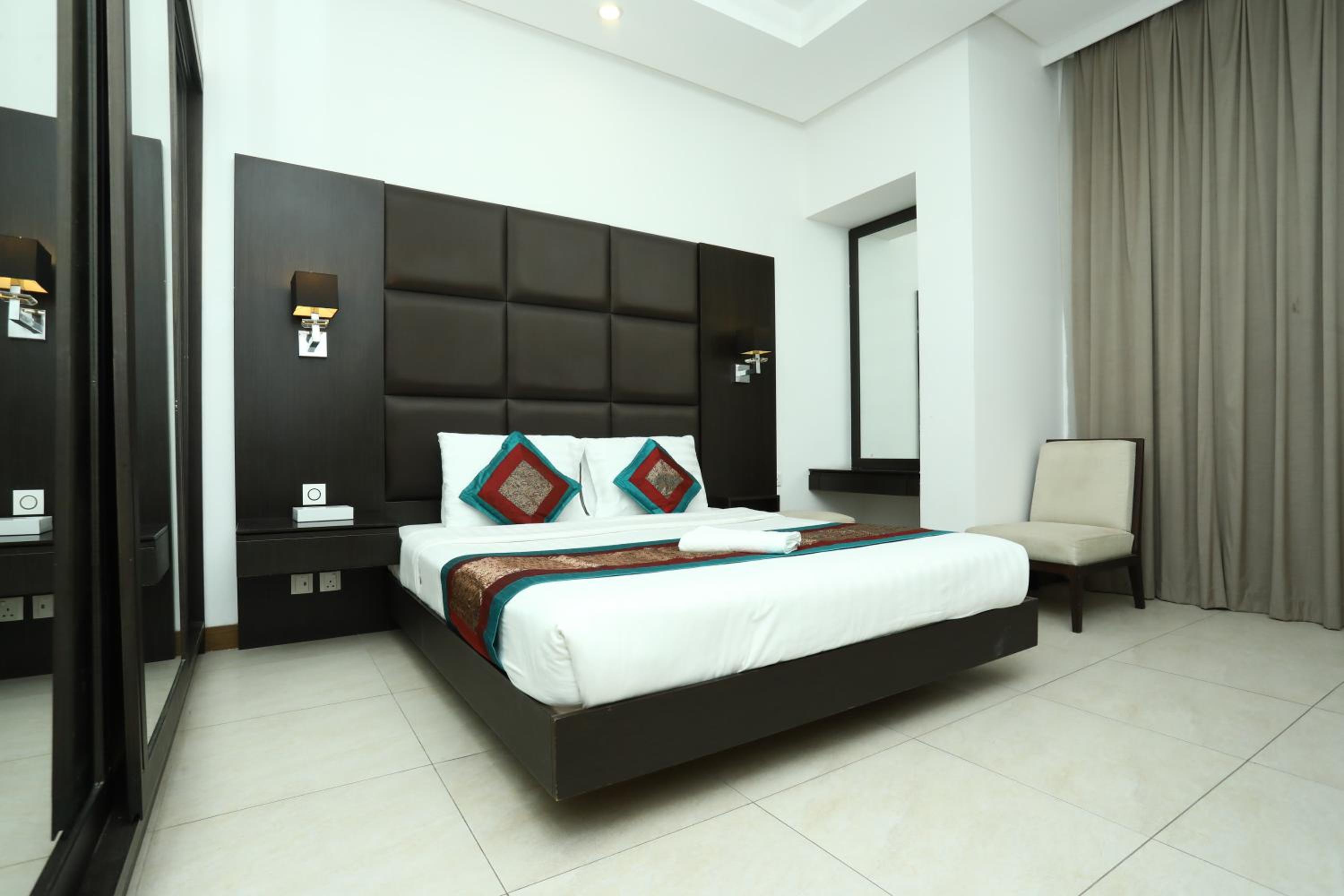 Landway Suite