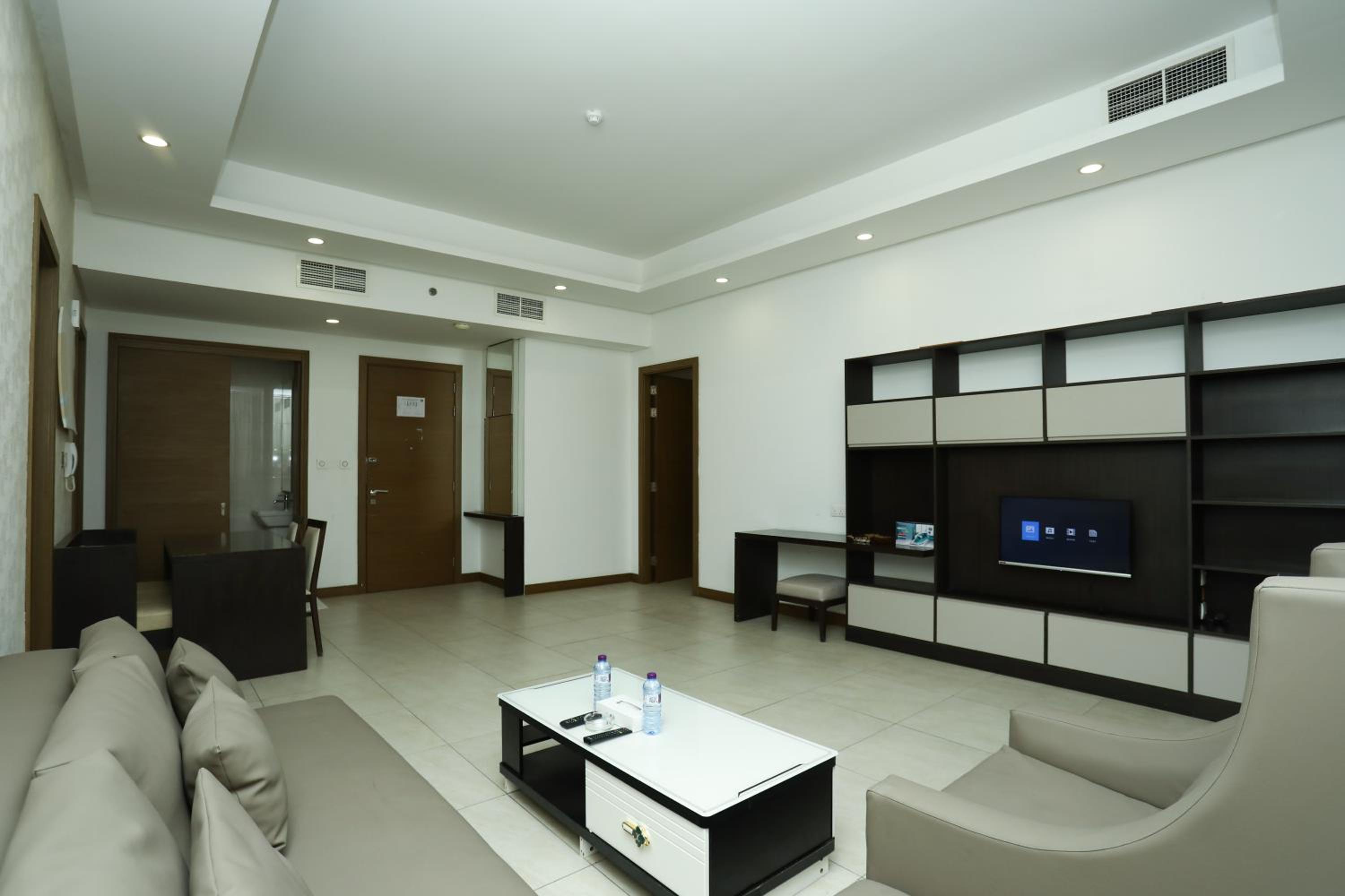 Landway Suite