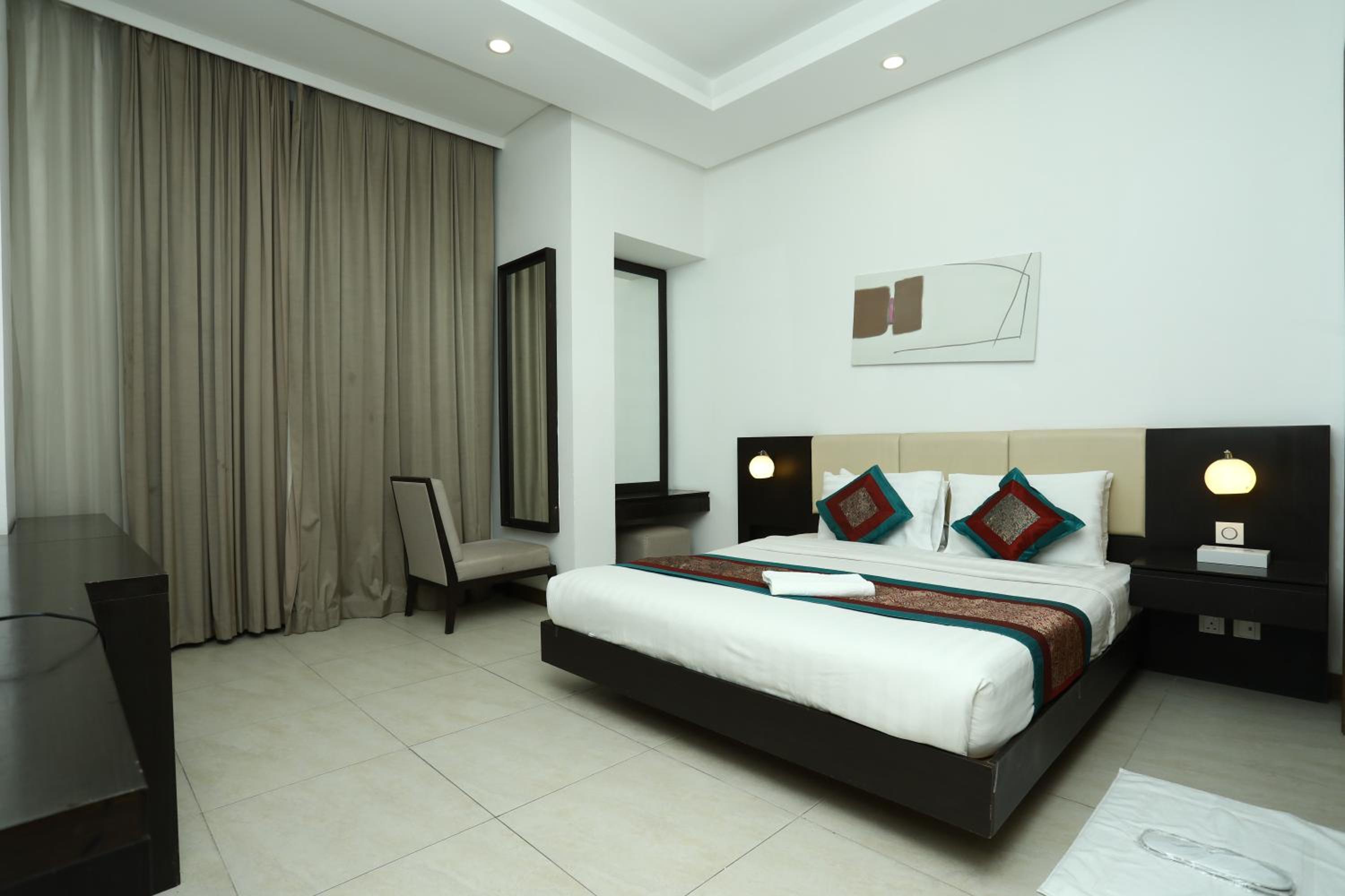 Landway Suite