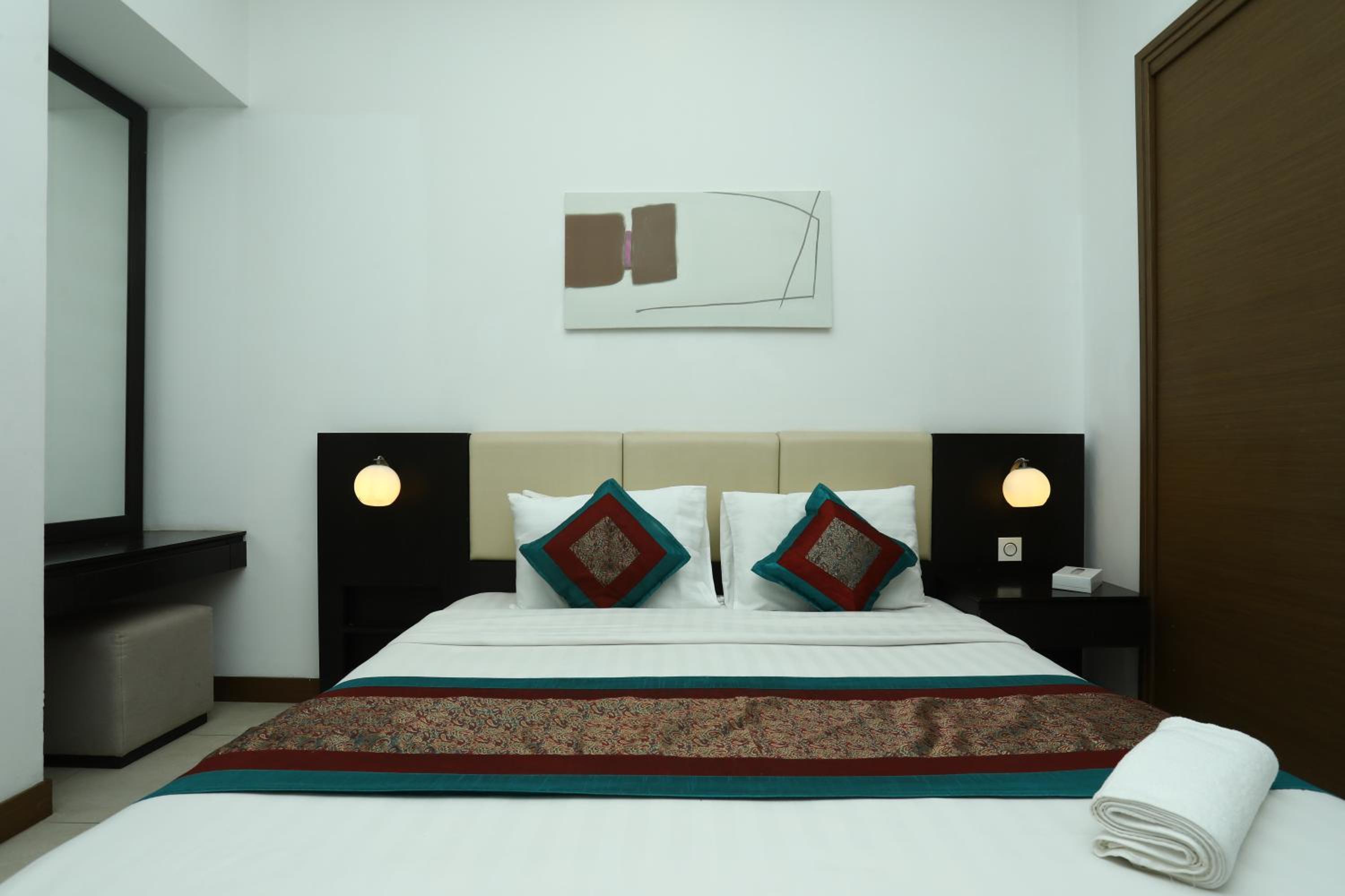 Landway Suite
