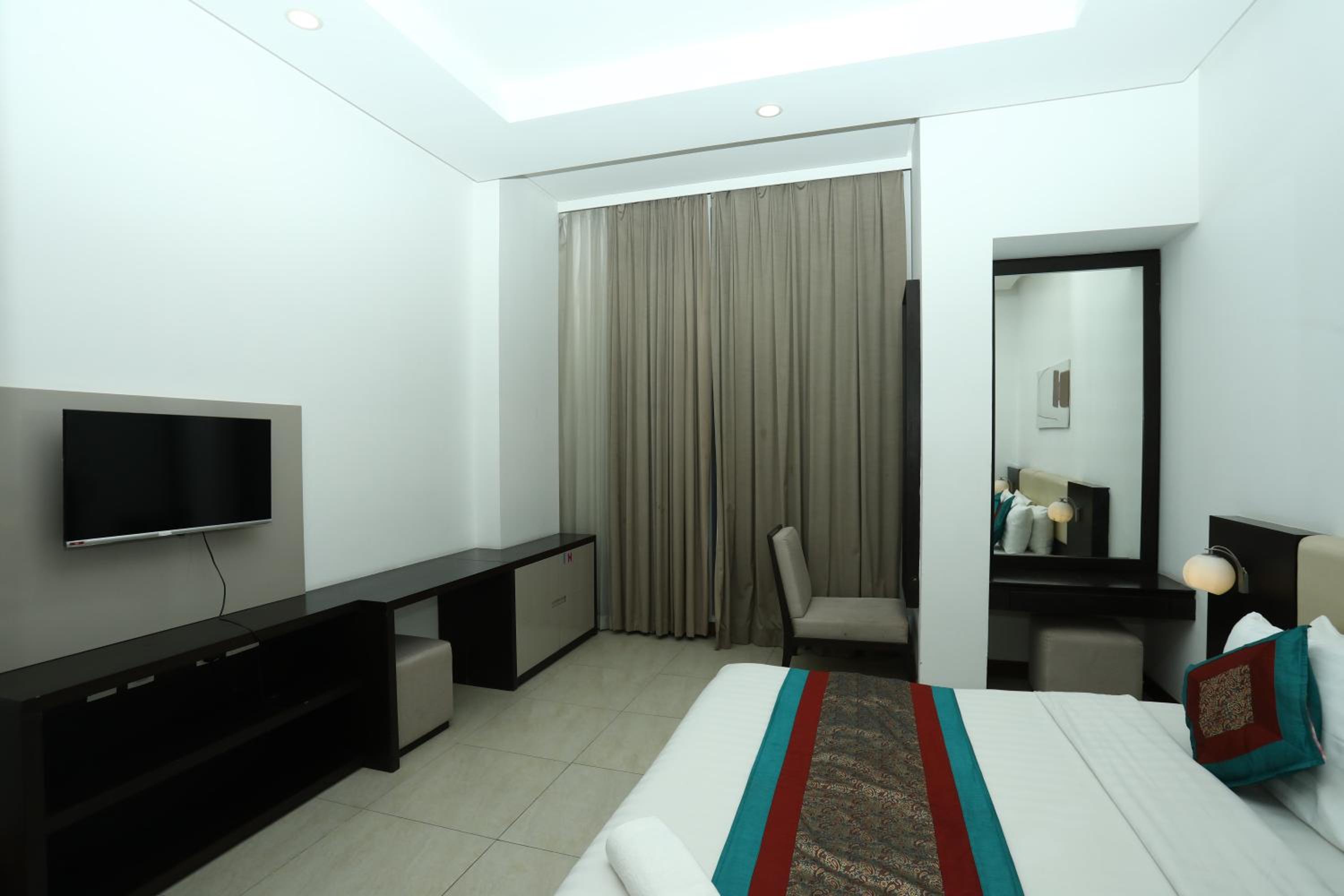 Landway Suite