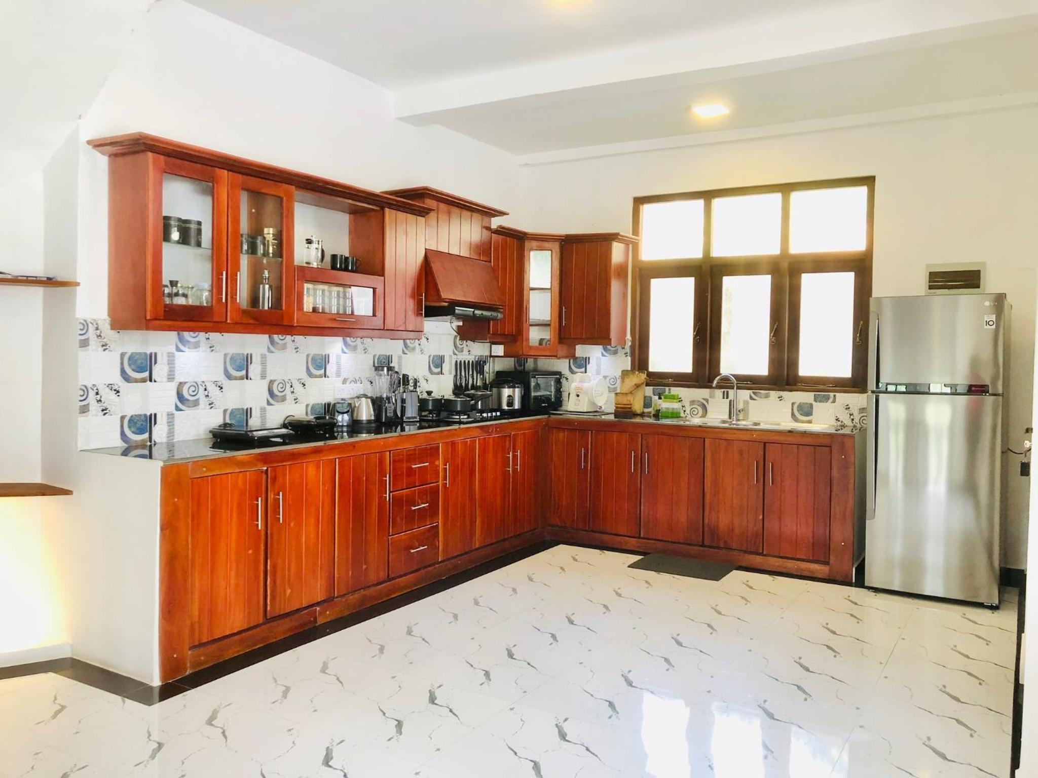 Cozy Villa-Modern 3 Bedroom villa with panoramic view and ample private parking view 4