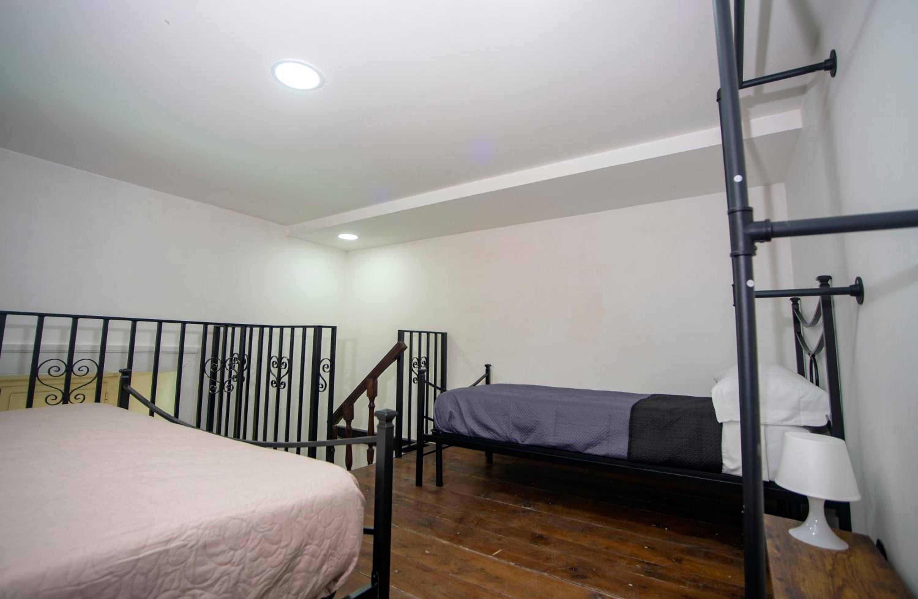NA City Rooms