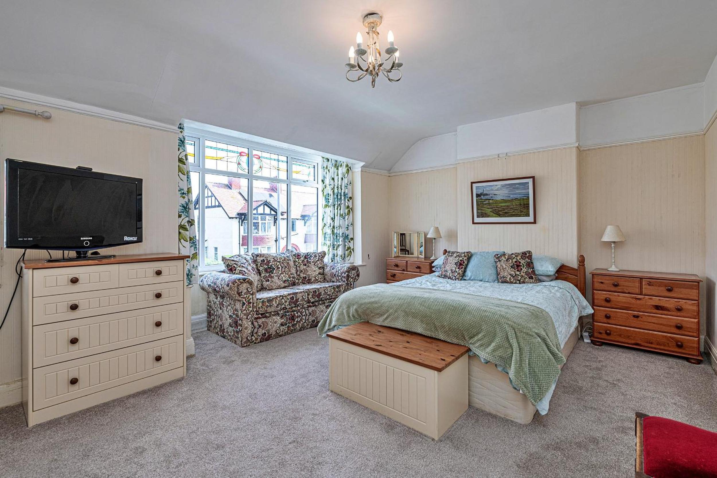 Finest Retreats - Penrhyn Avenue