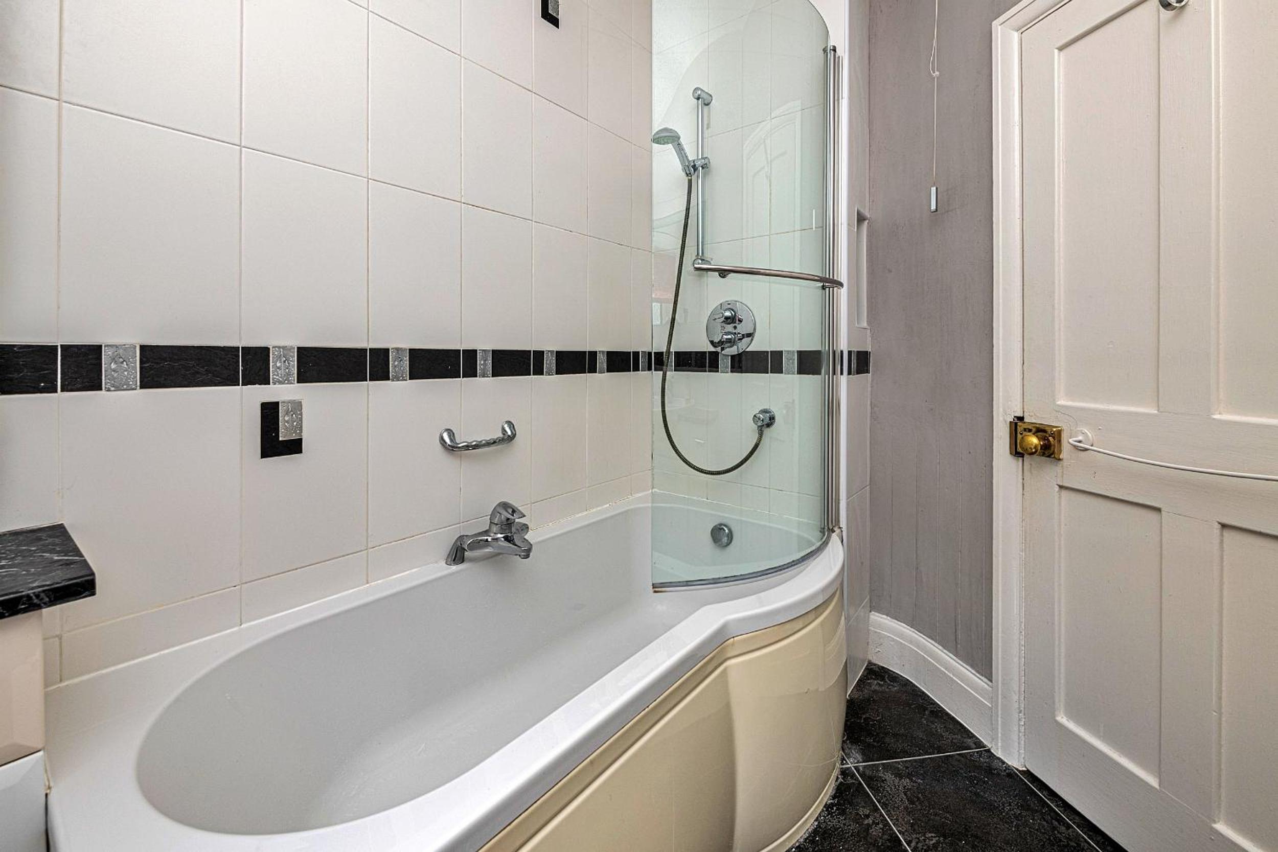 Finest Retreats - Penrhyn Avenue