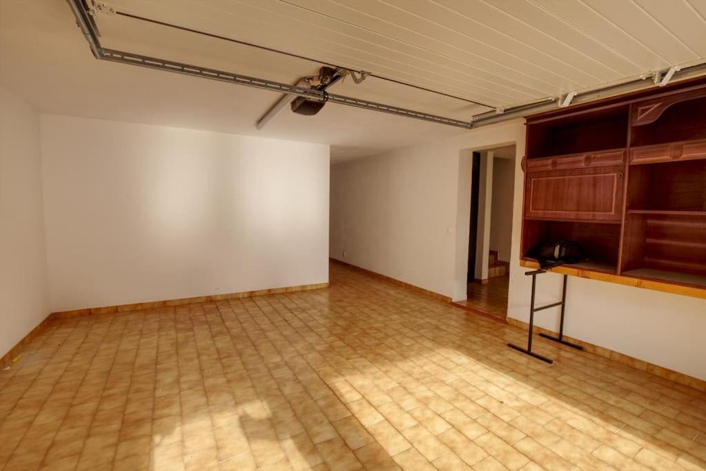 Townhouse in Quarteira view 4