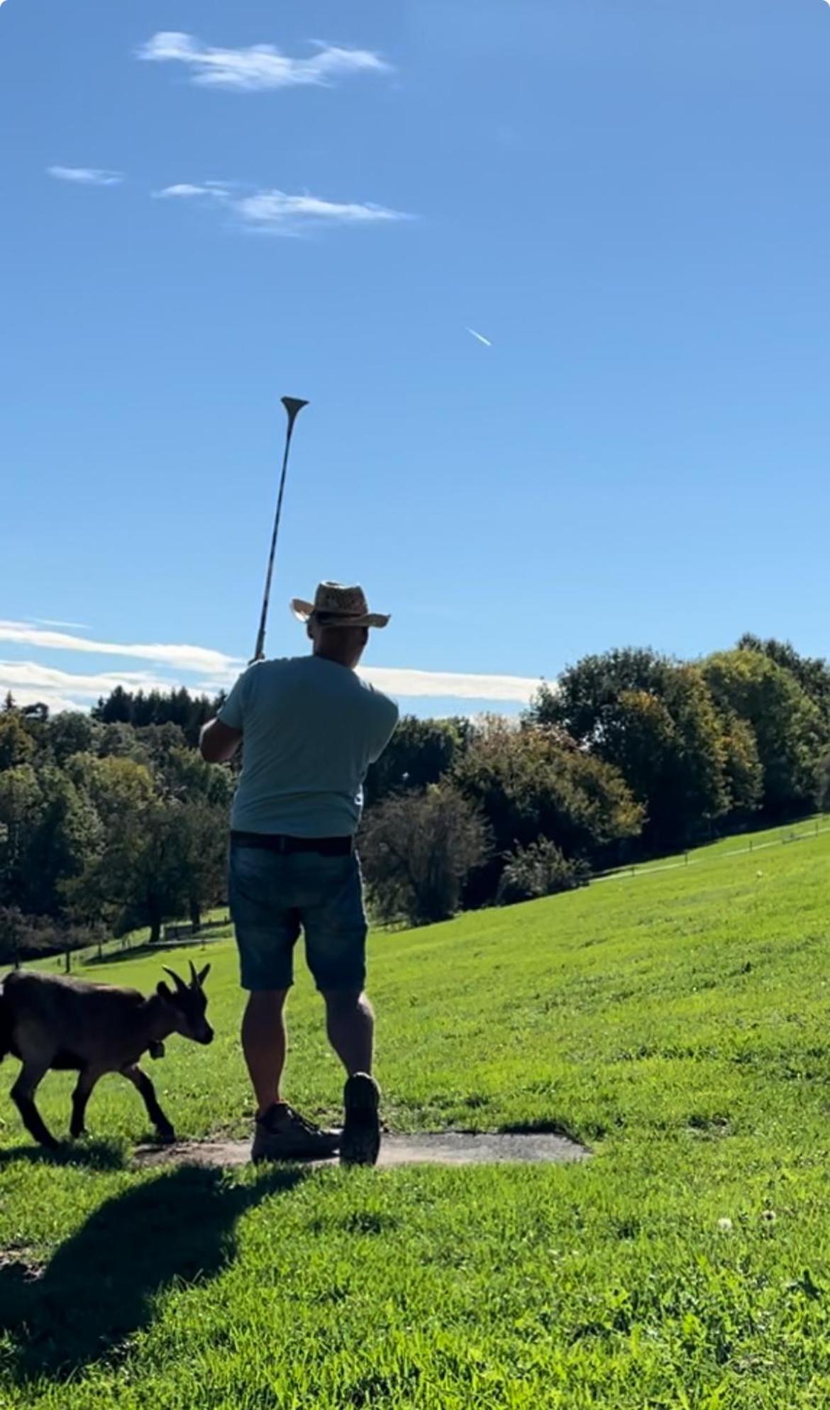Cabane dans les arbres / Swin-golf de Cremin