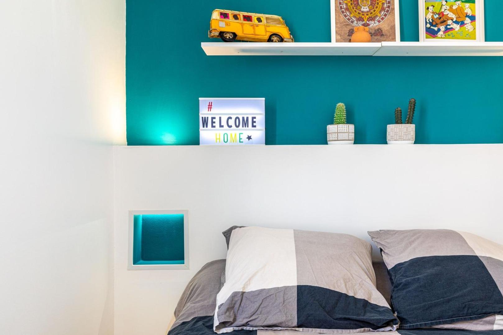 Stylish Paris Apartment near Louvre & Notre-Dame