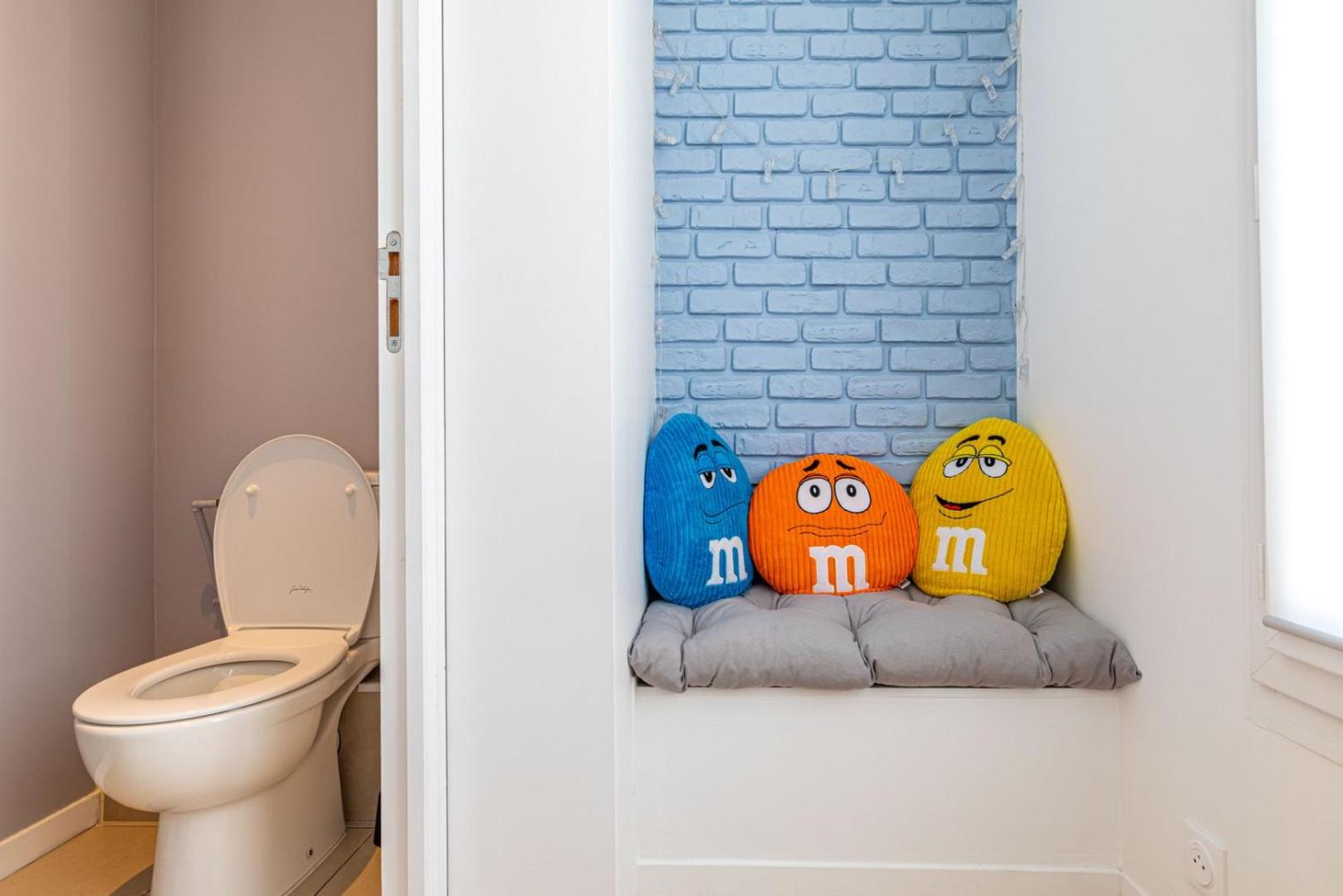 Stylish Paris Apartment near Louvre & Notre-Dame